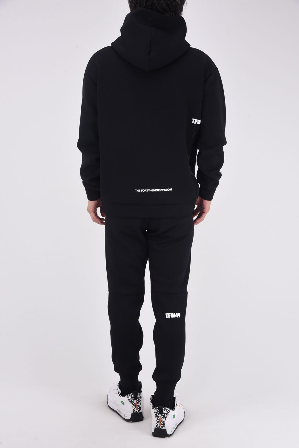 【25AW】 CARDBOARD MATERIAL HOODIE / ダンボール素材 フーディ (ブラック)