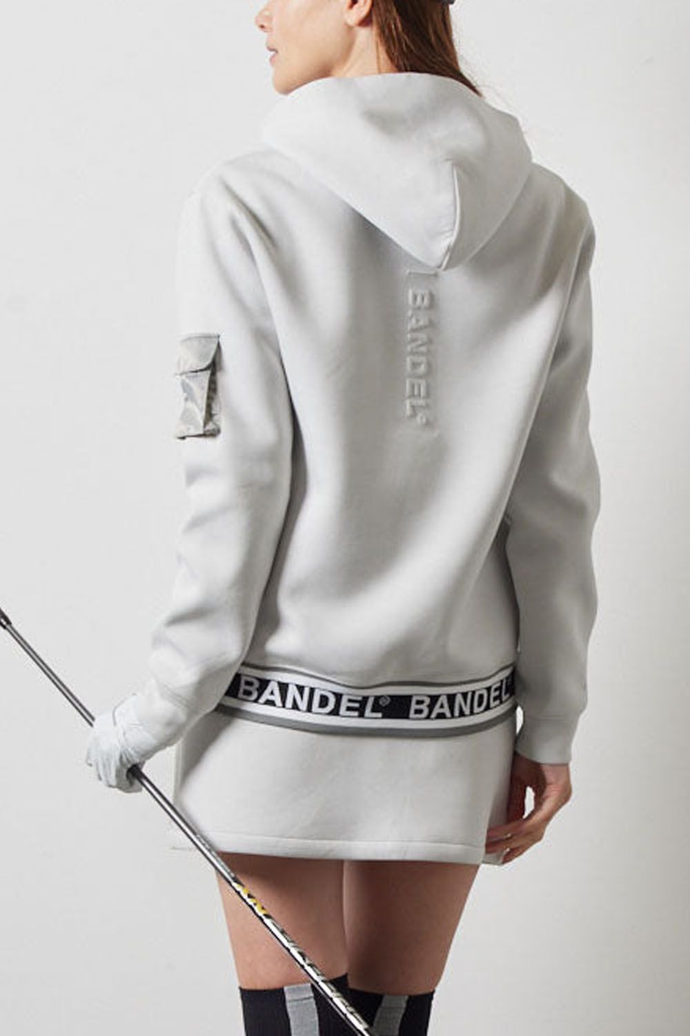 【レディース】 WOMENS NYLON POCKET P/O HOODIE / ナイロンポケット エンボスロゴ プルオーバー フーディ (ライトグレー)
