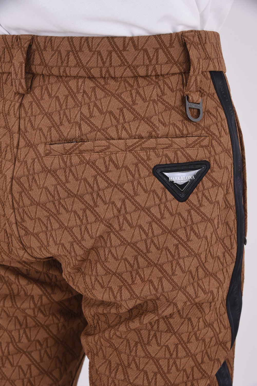 【2025AW】【CODE COLLECTION】 TPTP / ジオメトリックジャカード サイドラインテープ ロングパンツ (ブラウン)