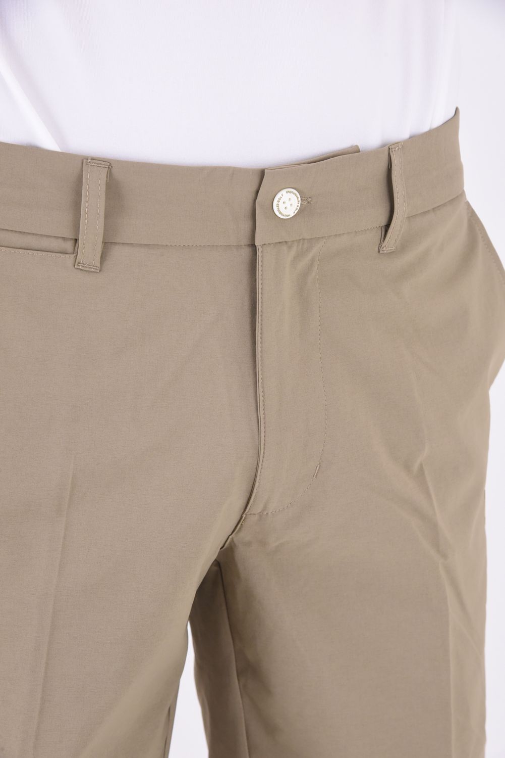 REGULAR SHORTS / ブランドロゴ レギュラーフィット クールタッチ ショートパンツ (ベージュ)