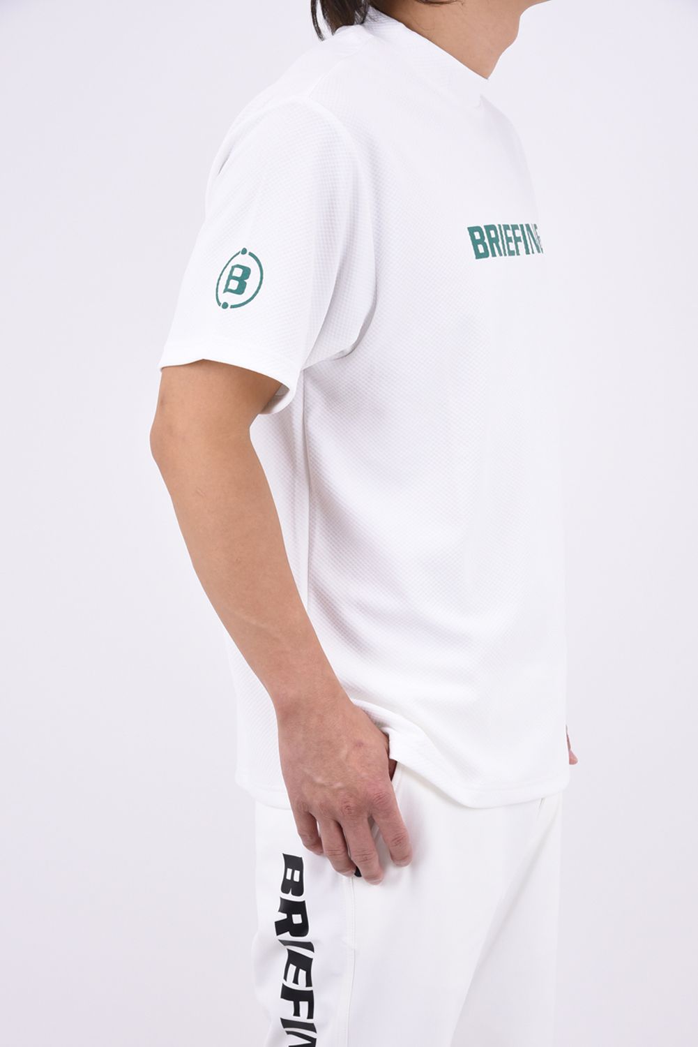 【26AW】 MEN’S EARTH PIQUE HIGHNECK / ハニカムメッシュ ロゴプリント モックネックTシャツ (ホワイト)