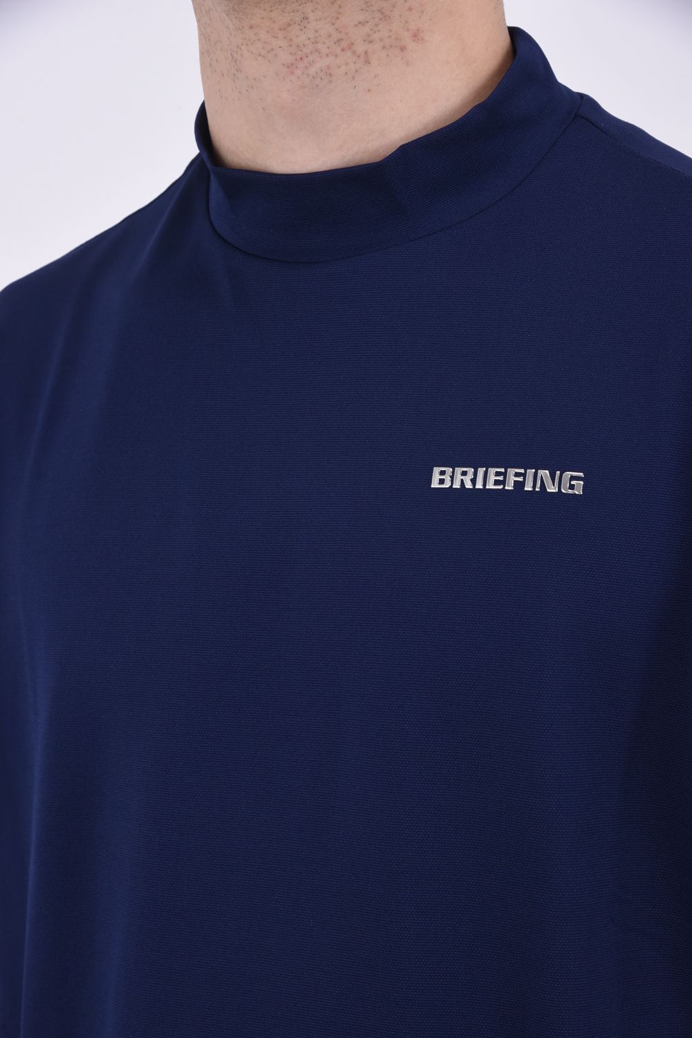 BRIEFING - MENS BIAS HIGH NECK / ブランドロゴ モックネック Tシャツ