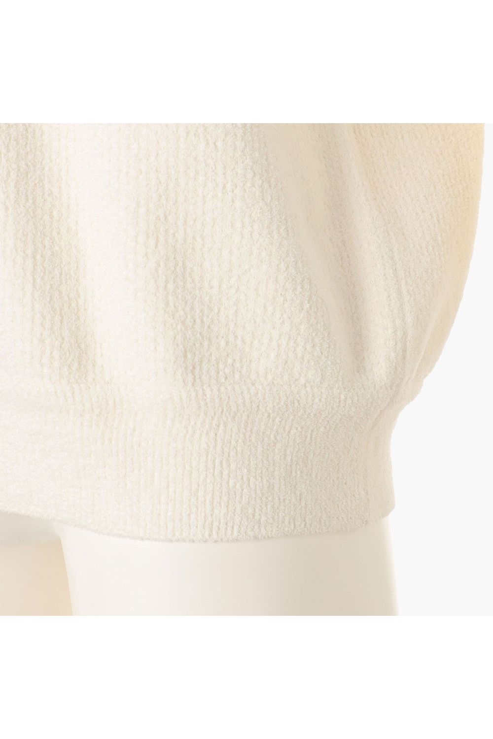 【26AW】 MEN’S AIRY YARN KNIT CREWNECK / エアリーファブリック ブランドロゴ クルーネックニット (ホワイト)