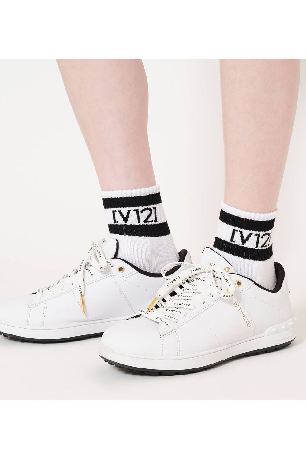 【26SS】【レディース】 VT LINE MID SOCKS WM / ブランドロゴジャカード ライン ミドルソックス (ホワイト)