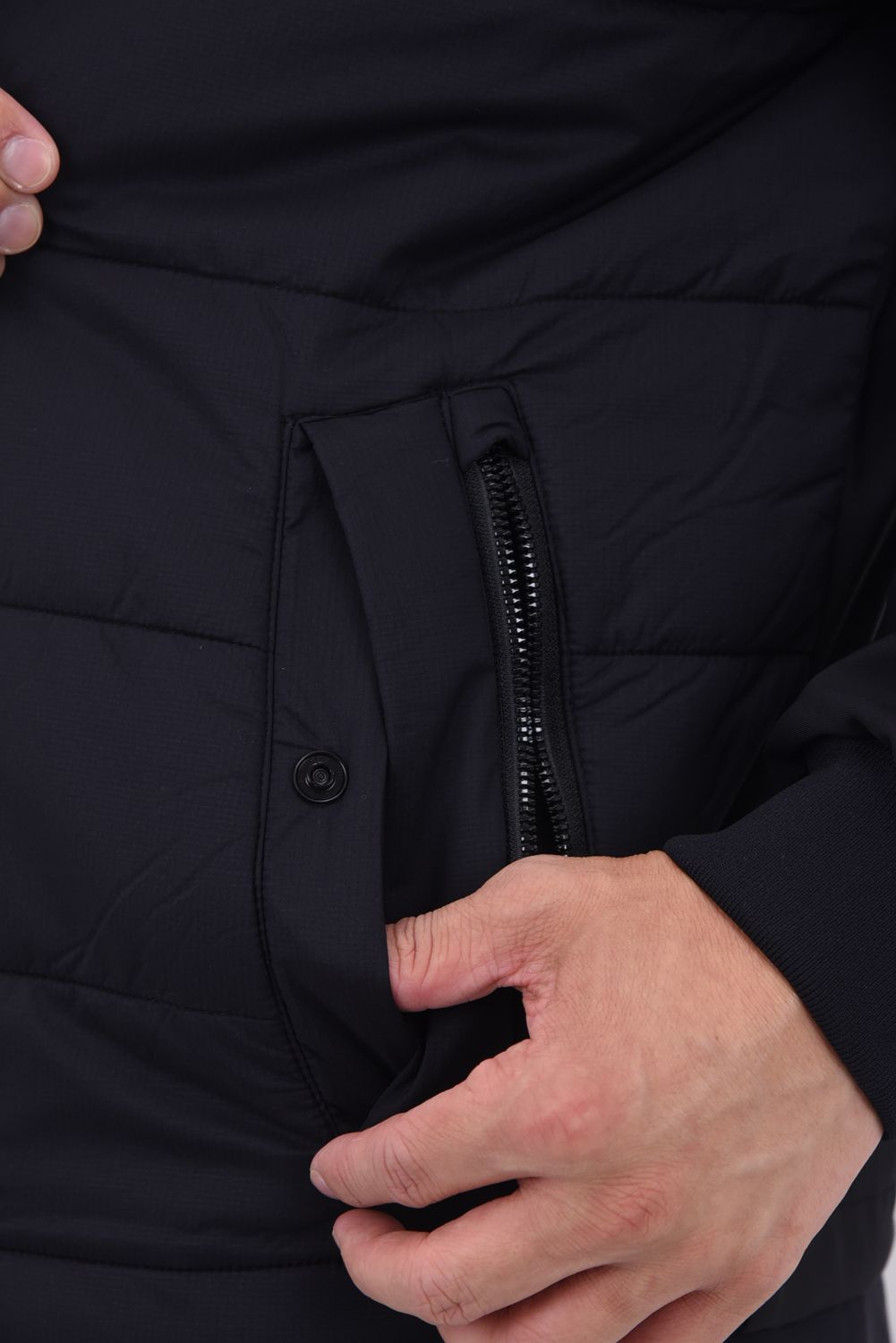 【2025AW】 PRIMAL AIR HYBRID JACKET / PERTEX®ナイロン リフレクタープリント ハイブリッドパファージャケット (ブラック）