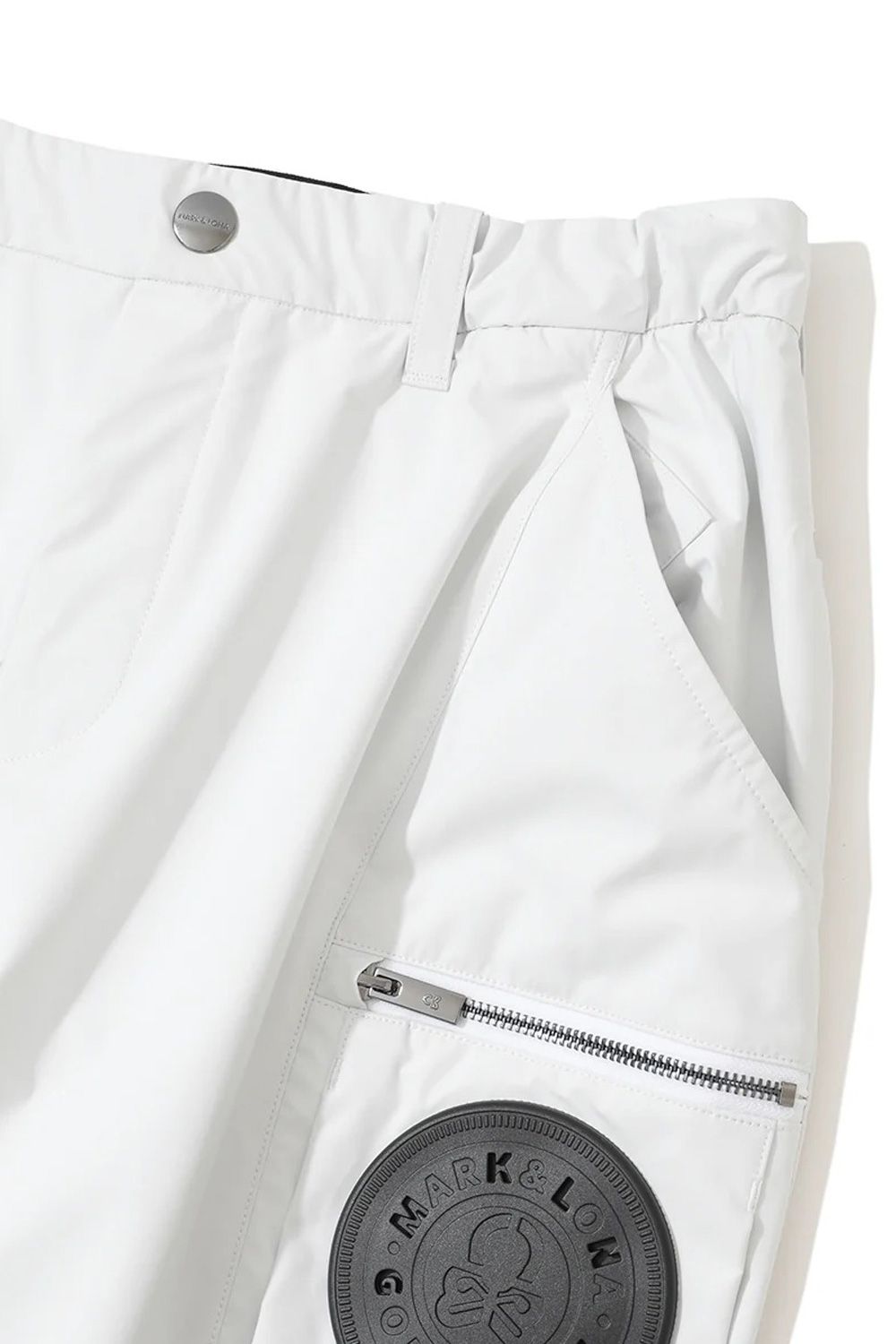 【26AW】 MERCURY COOLING FAN PANTS / モノトーン サイドロゴ 空調ファン搭載ロングパンツ (ホワイト)