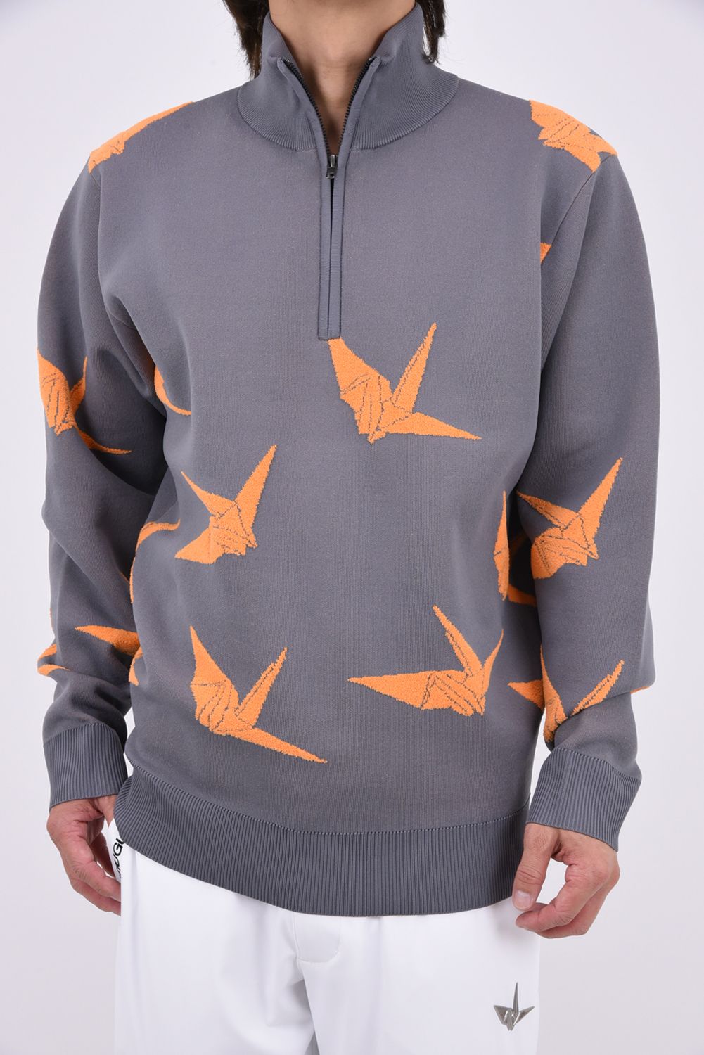 【26AW】 JACQUARD HALF-ZIP KNIT DANCING CRANE / 折鶴ジャガード ハーフジップニット (グレー)