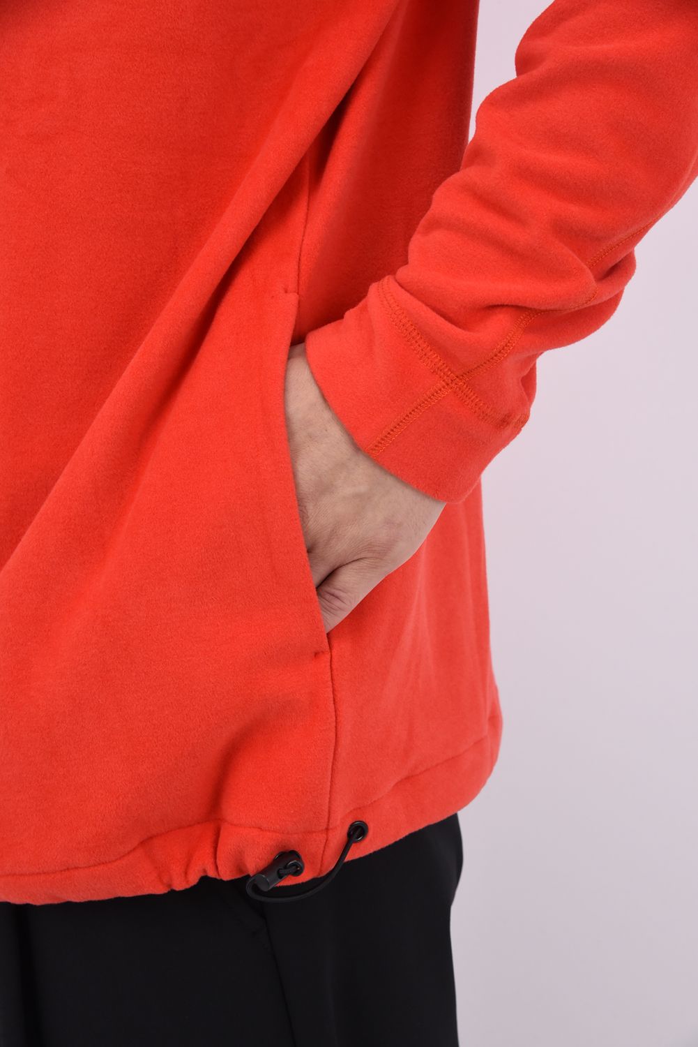 【期間限定ポイント10倍】WIDY MOCK / ワッペン バックロゴ 起毛生地 モックネックTシャツ (レッド)