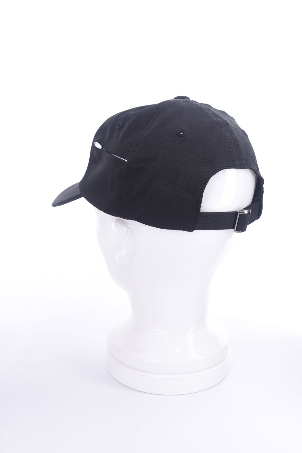 LUXE AKM PLUS LOGO CAP / ブランドロゴ キャップ ブラック