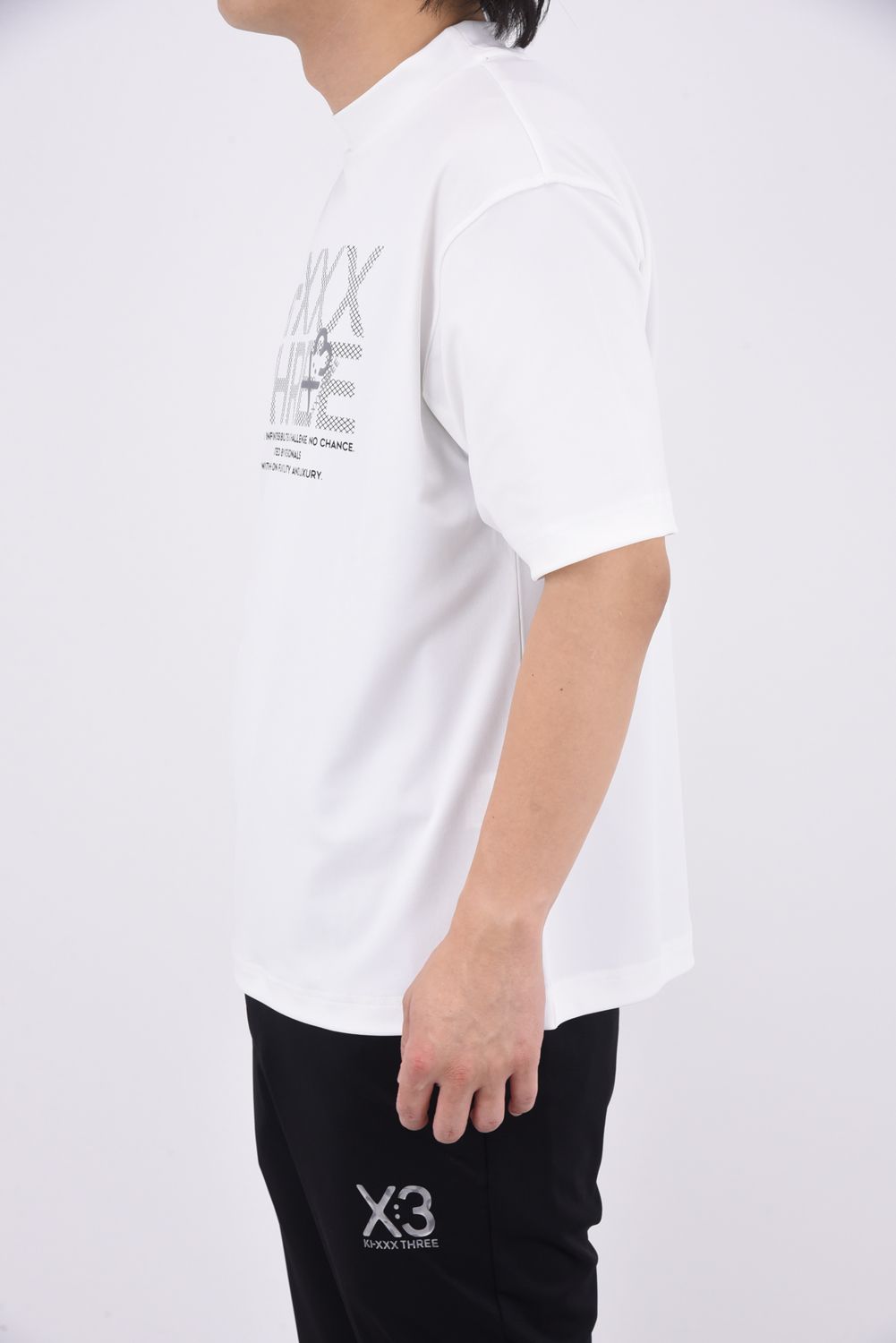 KI-XXX THREE - 【25SS】【ユニセックス】 T-SHIRTS / フロント