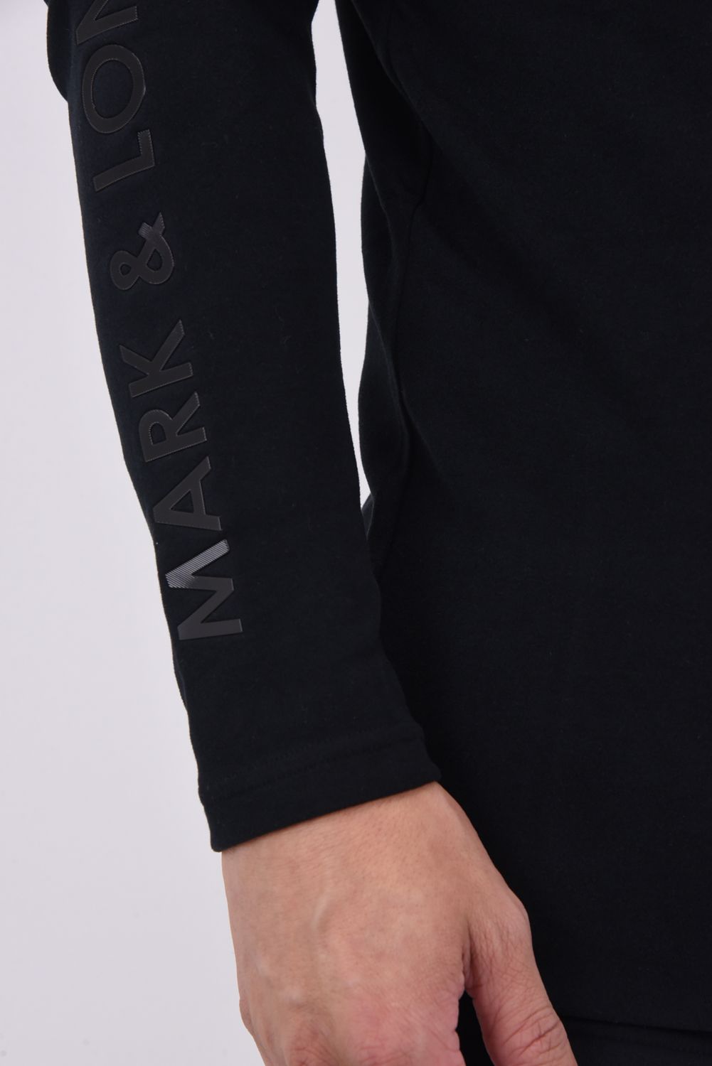 【2025AW】 IC●N MOCK NECK LAYER / フリース素材 サークルスカル ロングスリーブ モックネックTシャツ (ブラック)