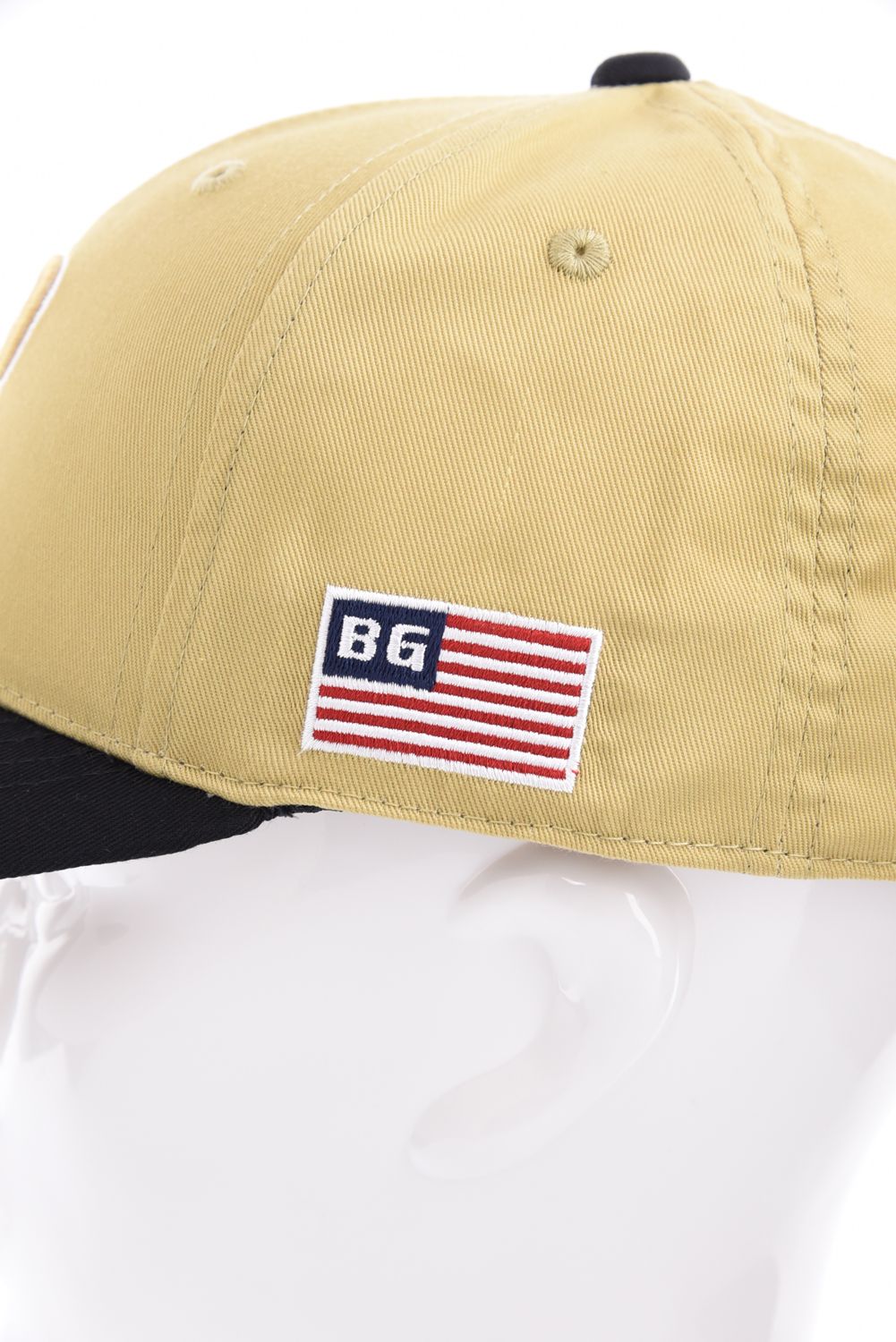 【26AW】 MEN’S 2-TONE INITIAL CAP / バイカラー ブランドイニシャル刺繍 キャップ (ベージュ)