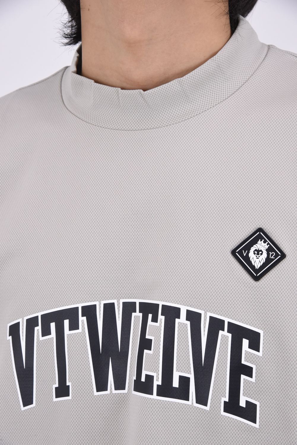 【26SS】 SNEAK MOCK / スニーク モックネックTシャツ (ベージュ)