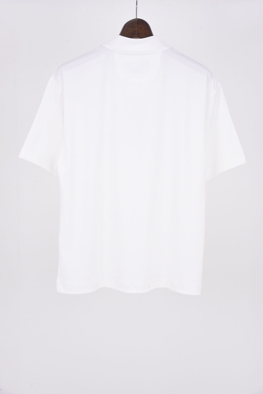 KI-XXX THREE - 【25SS】【ユニセックス】 T-SHIRTS / フロント