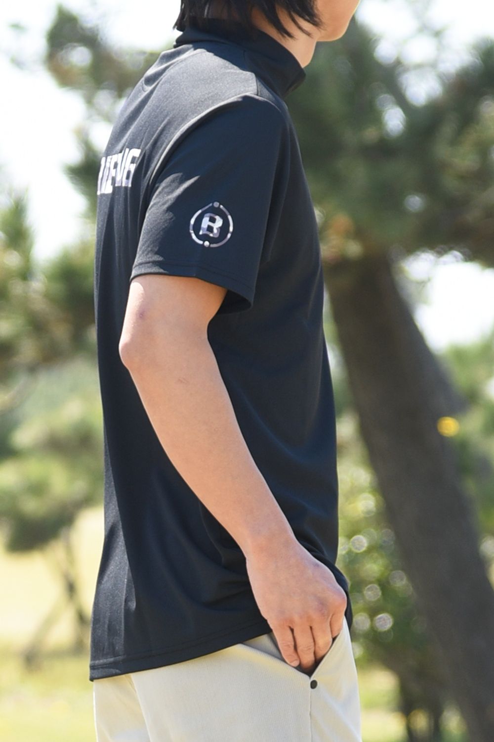 【GOSSIP GOLF 別注】  MONOCAMO BACKLOGO HIGHNECK RF / モノカモ バックロゴ モックネックTシャツ (ブラック)