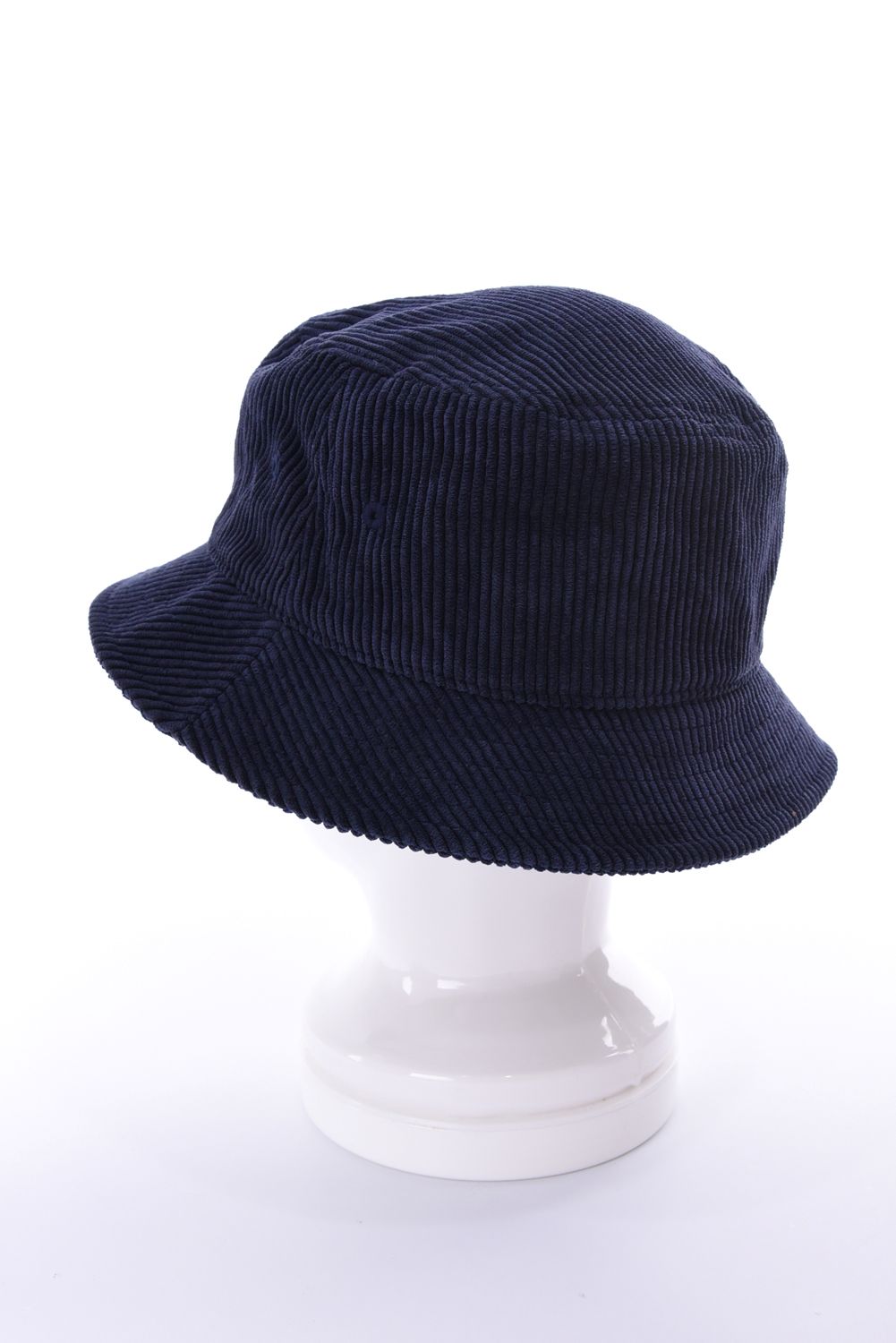 【26AW】 MEN’S CORDUROY OVAL HAT / コーデュロイ生地 オーバルロゴワッペン ハット (ネイビー)