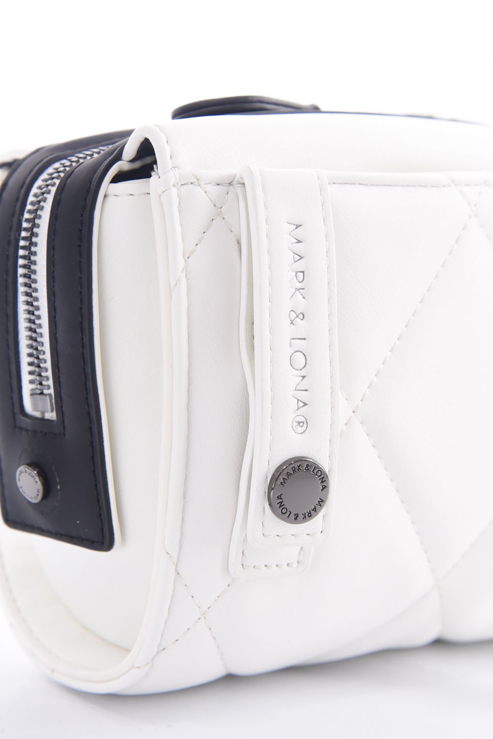 ETERNAL QUILTED 2-WAY BELT BAG / シンセティックレザー サークルスカル キルティング 2WAYウエストポーチ (ホワイト)