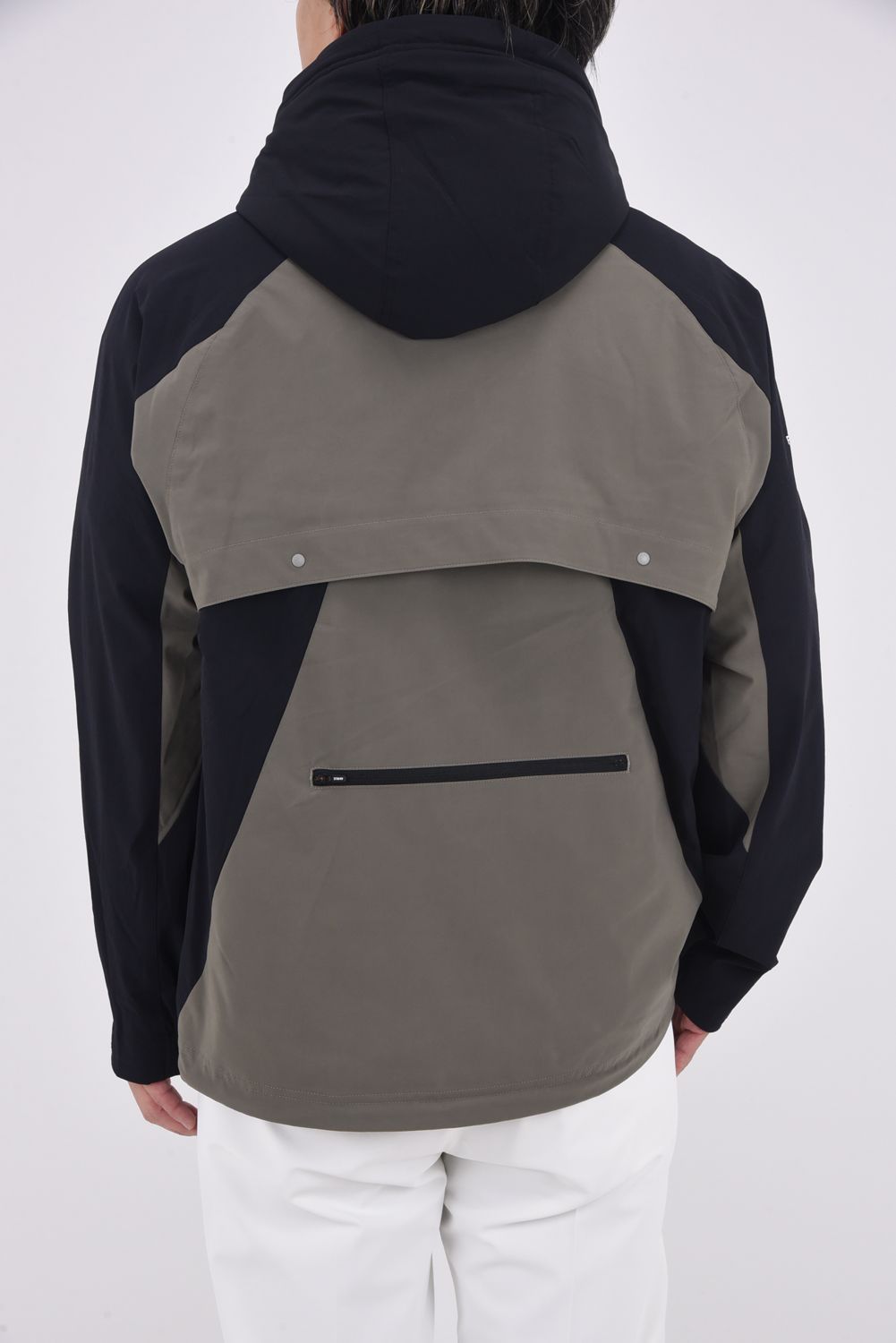 【25AW】 OCTA DETACHABLE 2WAY BLOUSON / 撥水ストレッチナイロン 2WAYジップアップブルゾン (ブラック/グレー)