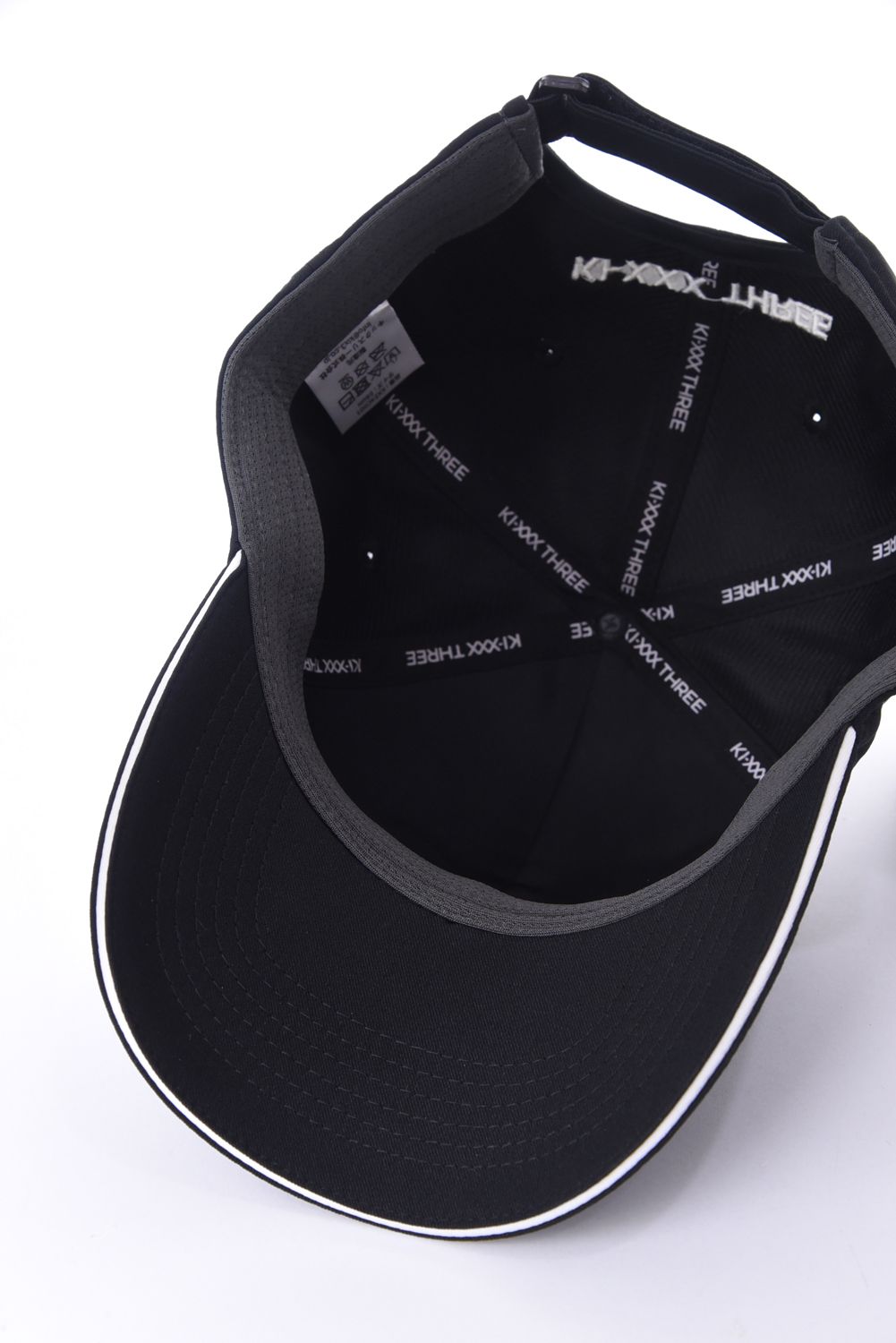 KI-XXX THREE - 【25SS】 LOGO CAP / ロゴ キャップ (ブラック