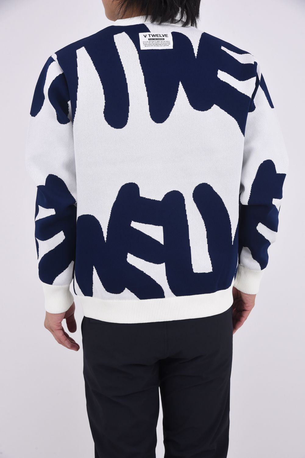 【25AW】 GRAFT KNIT / グラフィティロゴ クルーネックニット (ホワイト)