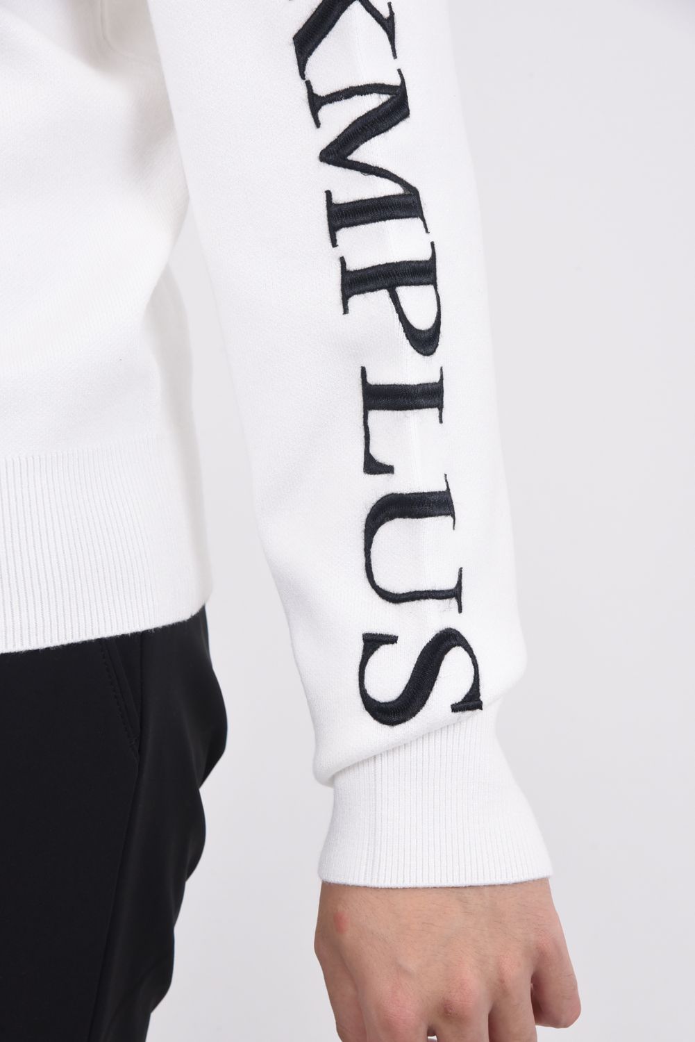 BACK BIG LOGO HIGH NECK KNIT / バックロゴ ハイネック ニット ホワイト