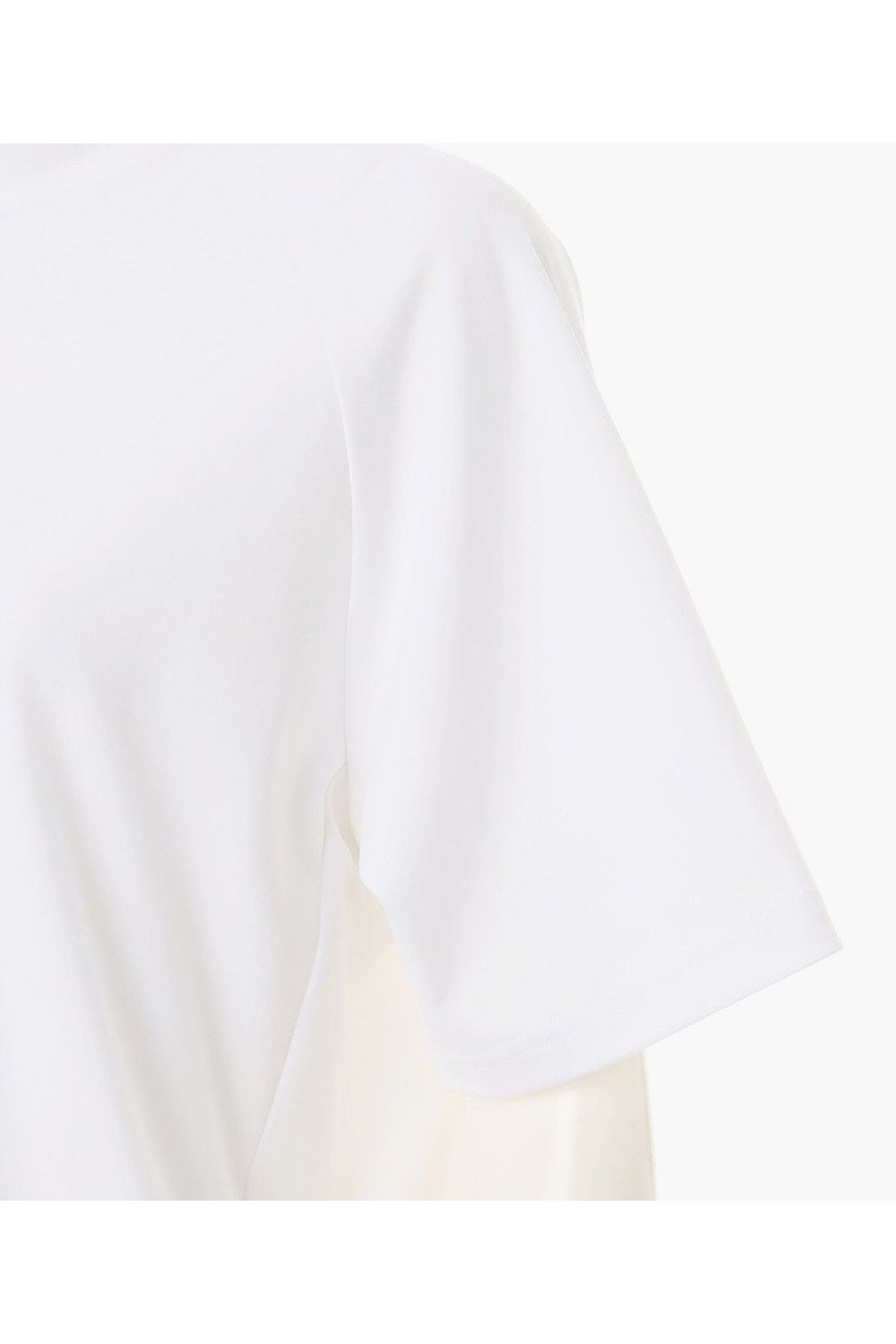 【26SS】【レディース】 WS STTCHED 3D LOGO HIGHNECK RF / 3Dブランドロゴ リラックスフィット ワントーン ハイネックシャツ (ホワイト)