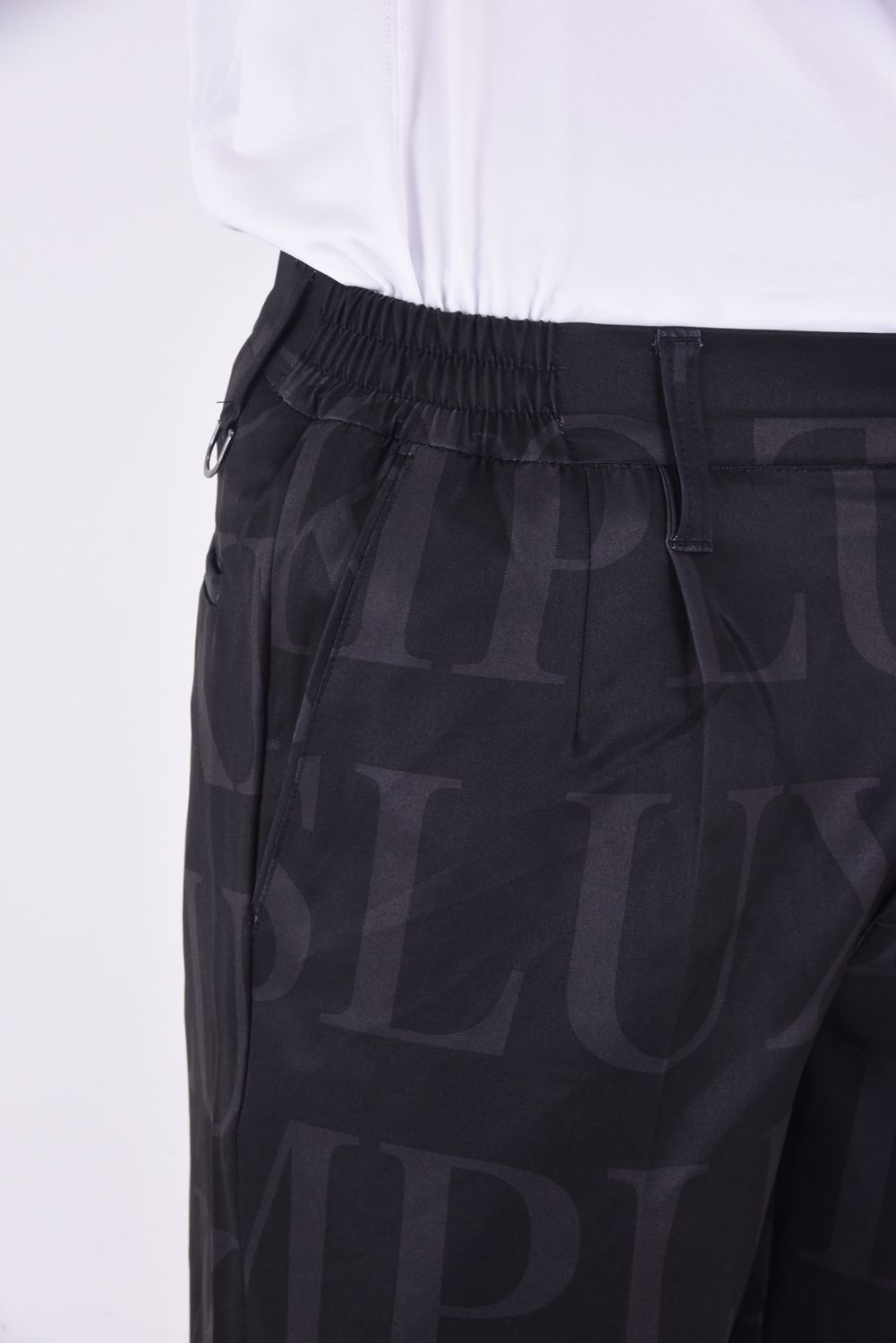 SAME LOGO SHORT PANTS / 総柄ロゴ ハーフスラックス (ブラック)