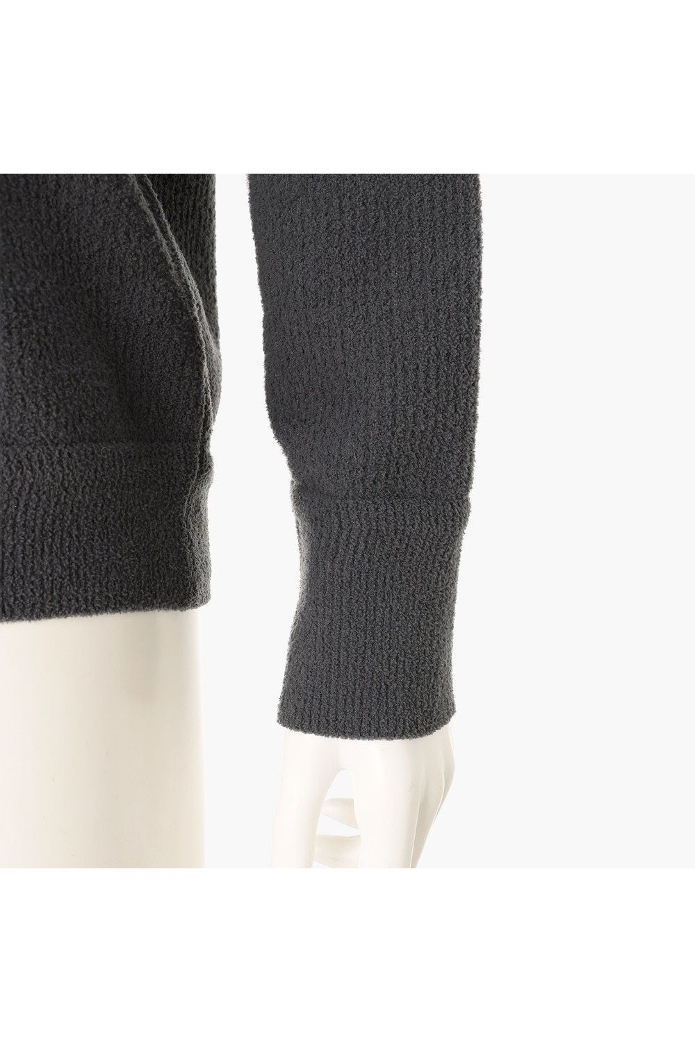 【26AW】【レディース】 WOMEN’S AIRY YARN KNIT CREWNECK / エアリーファブリック ブランドロゴ クルーネックニット (チャコール)