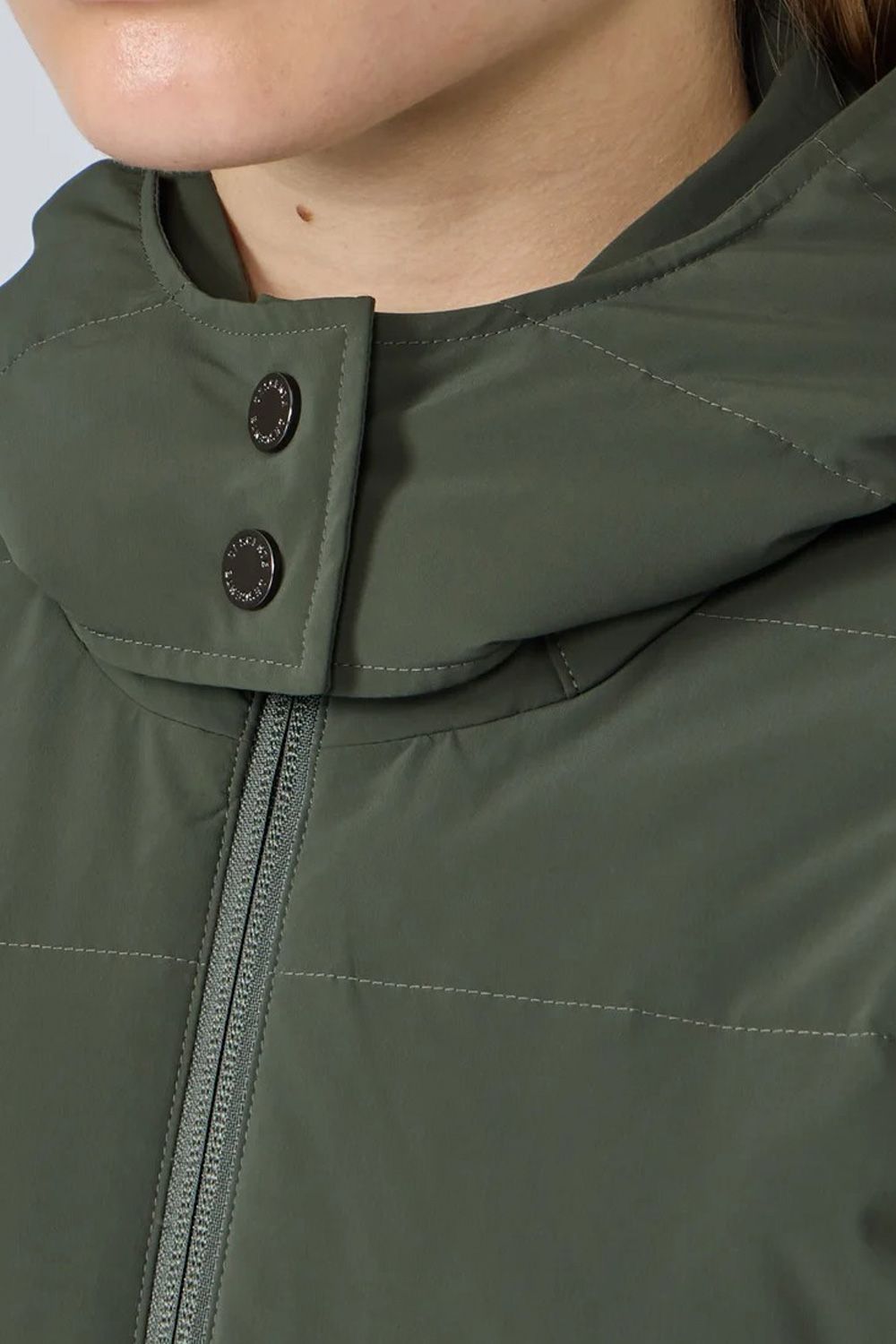 【25AW】 【レディース】 はっ水防風デタッチャブルダウンジャケット (グリーン)