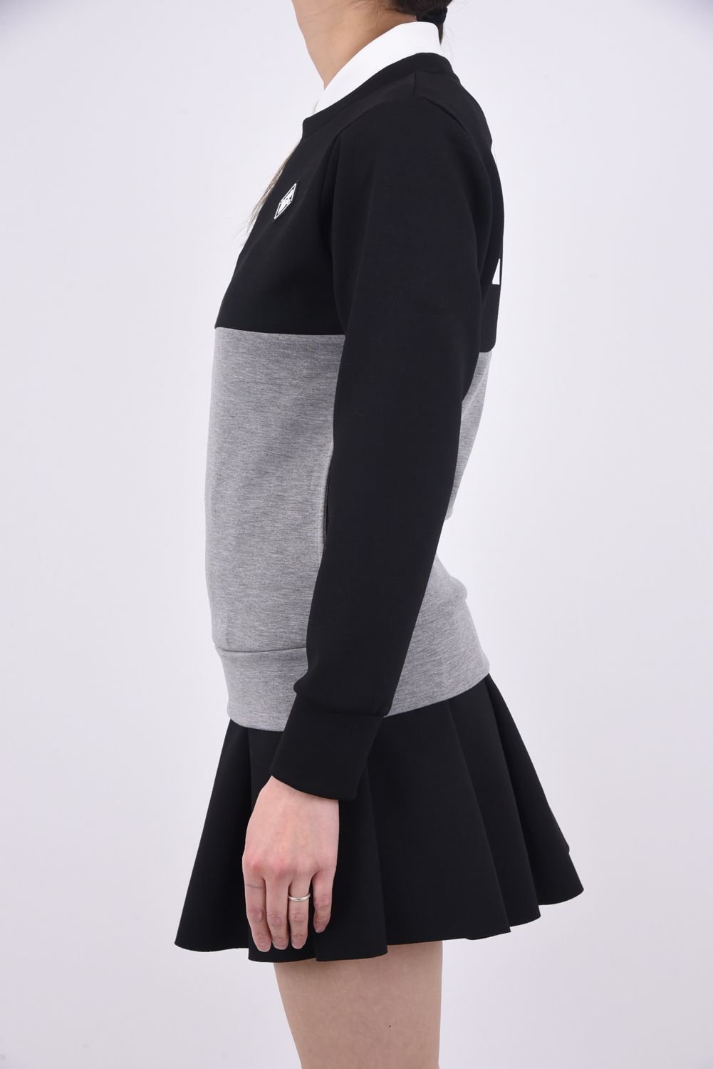 【期間限定ポイント10倍】【レディース】 BICOLOR TOP / バイカラー バックロゴプリント スウェット クルーネック (ブラック)