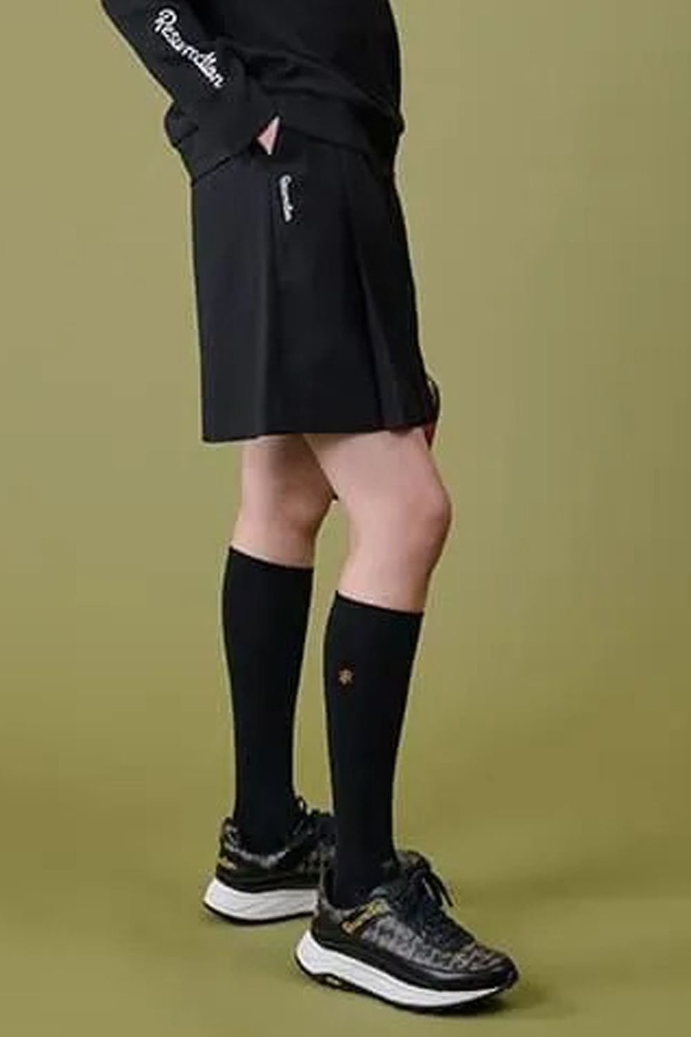 【26AW】【レディース】 WOMENS BERMUDA PANTS / スムースストレッチ生地 膝上丈 バミューダパンツ (ブラック)*