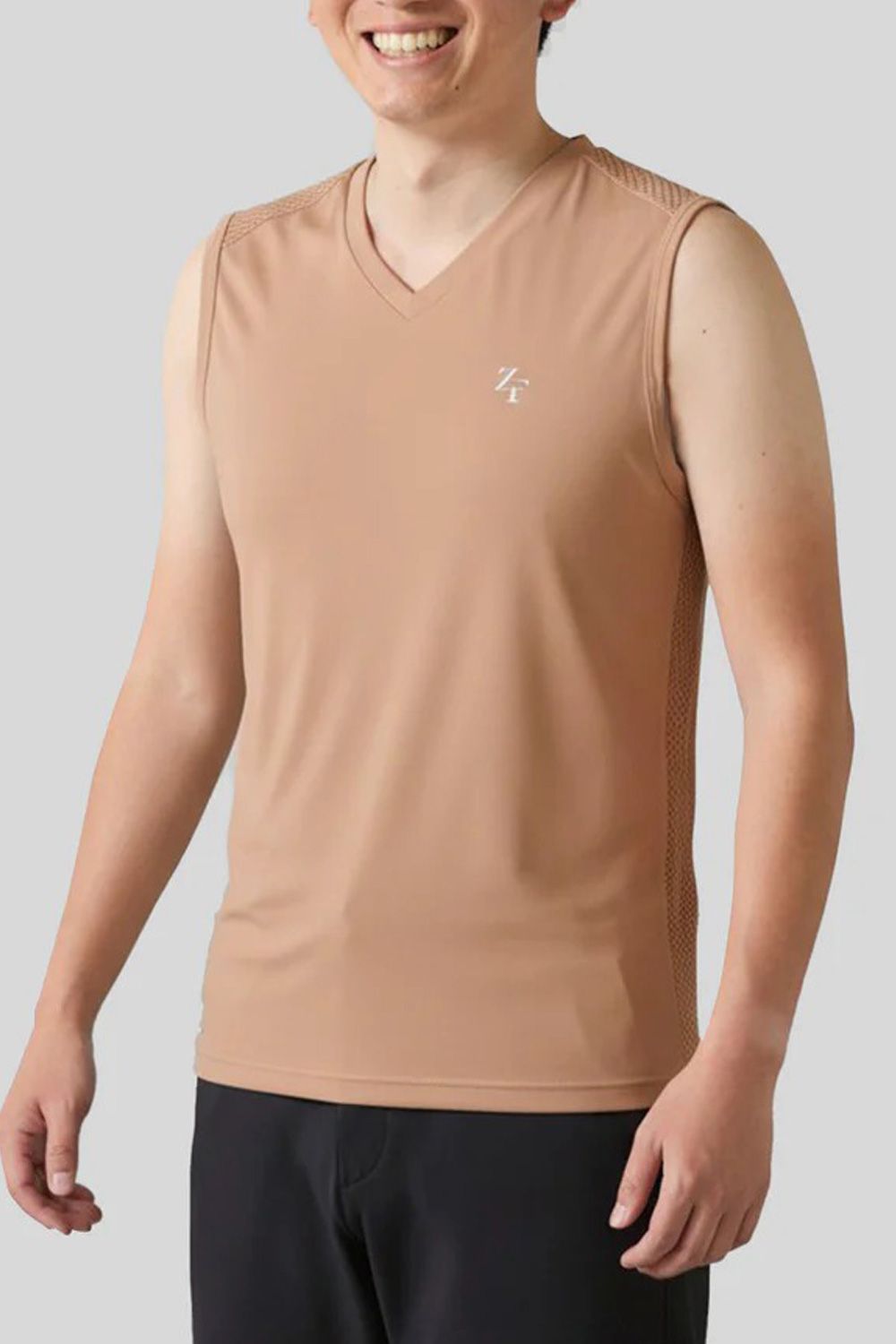 【返品・交換不可】 ICE MESH VNECK sleeveless / Vネック ノースリーブ メッシュ 機能性冷感インナー （ベージュ） (ユニセックス)