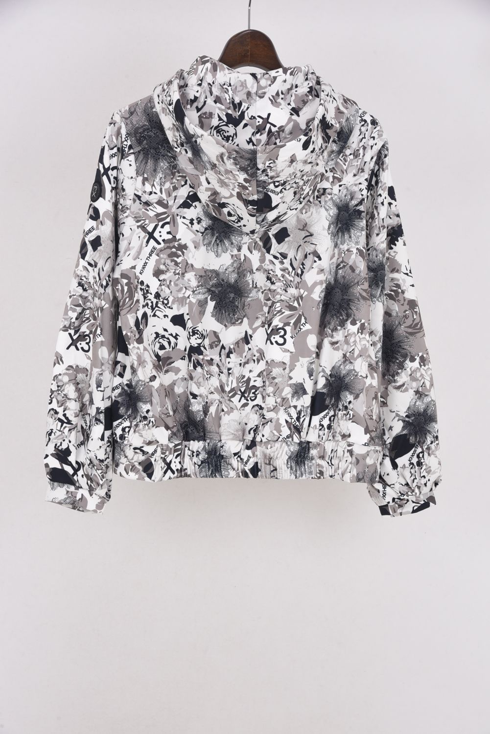 【期間限定ポイント10倍】【25AW】【レディース】 FLOWER CAMO FULL ZIP HOODIE / フラワーカモ 裏起毛フルジップパーカー (オフホワイト)