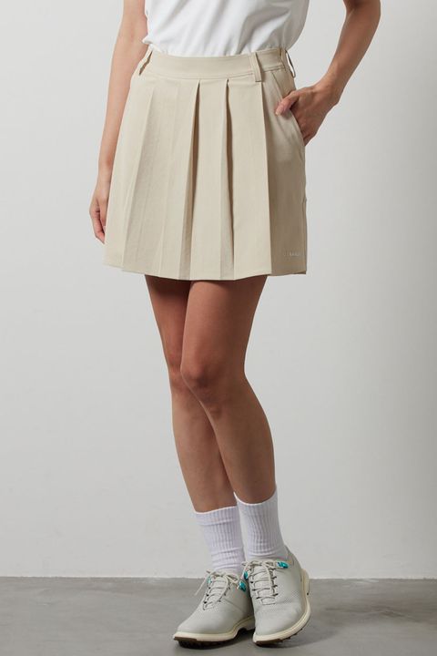 【レディース】 BASIC STRECH PLEATS SKIRT / ベーシック 3Dシルバーロゴ プリーツスカート (ベージュ)