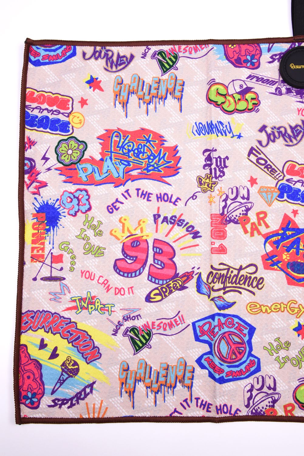 【金田久美子プロエディション】 Caddie Towel / カラビナ付き マグネット内蔵 キャディタオル (グラフィティベージュ)