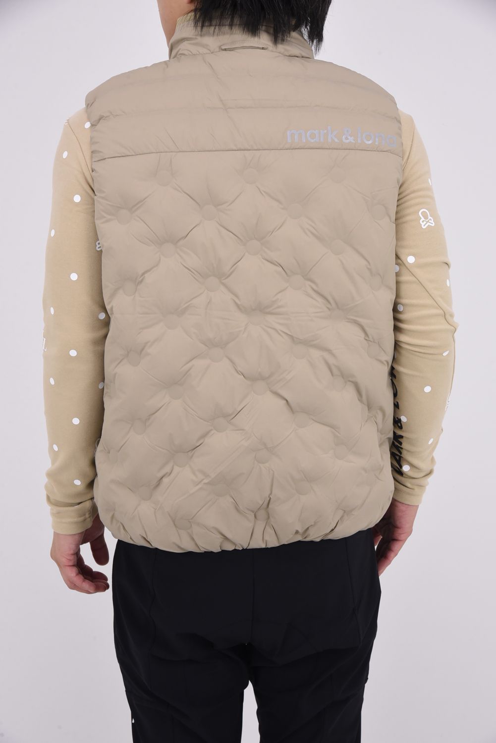 【2025AW】 SYNK SEAMLESS DOWN VEST / ドットパターンシームレス ダウンベスト (カーキ)