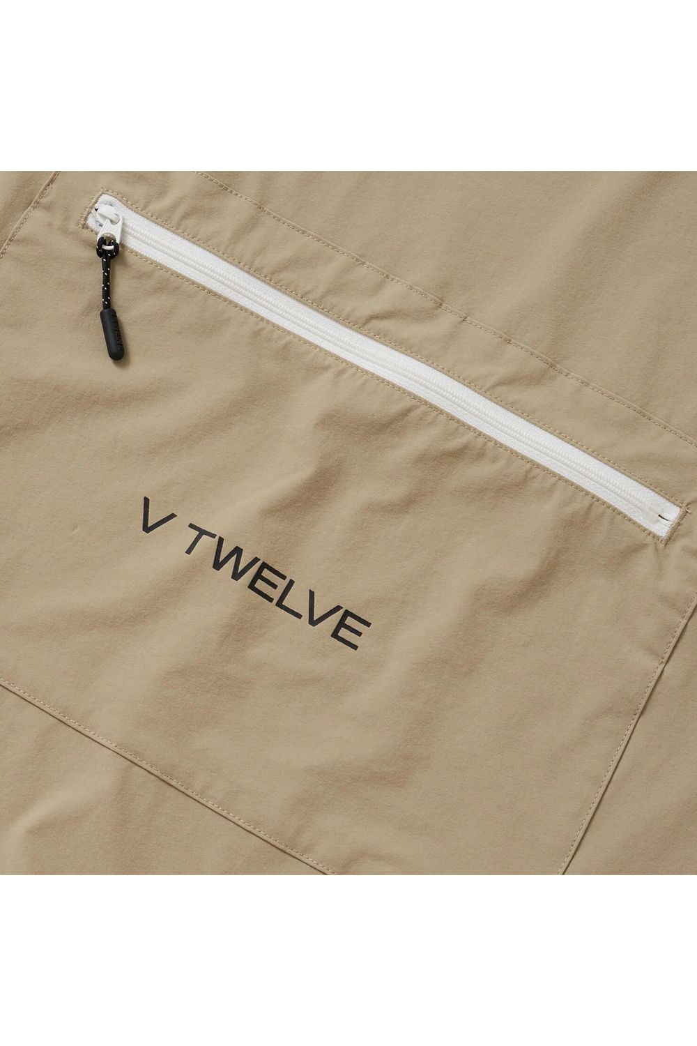 【26SS】 OZ MOCK / ストレッチナイロン カンガルーポケット モックネックTシャツ (ベージュ)