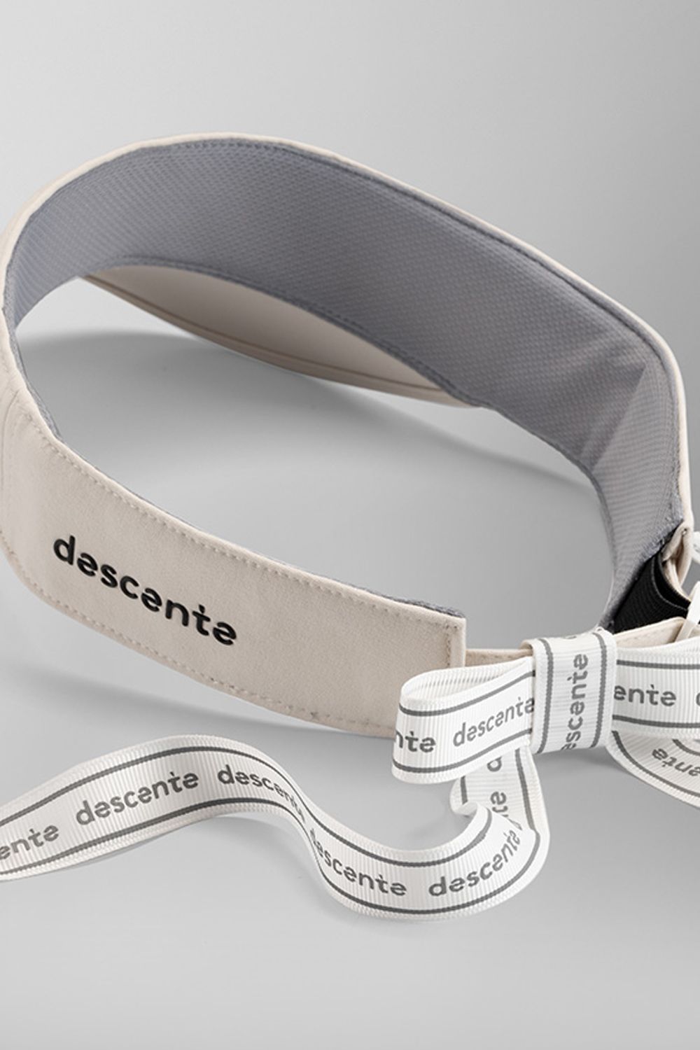 DESCENTE GOLF フルジップベアスムースフーディージャケット