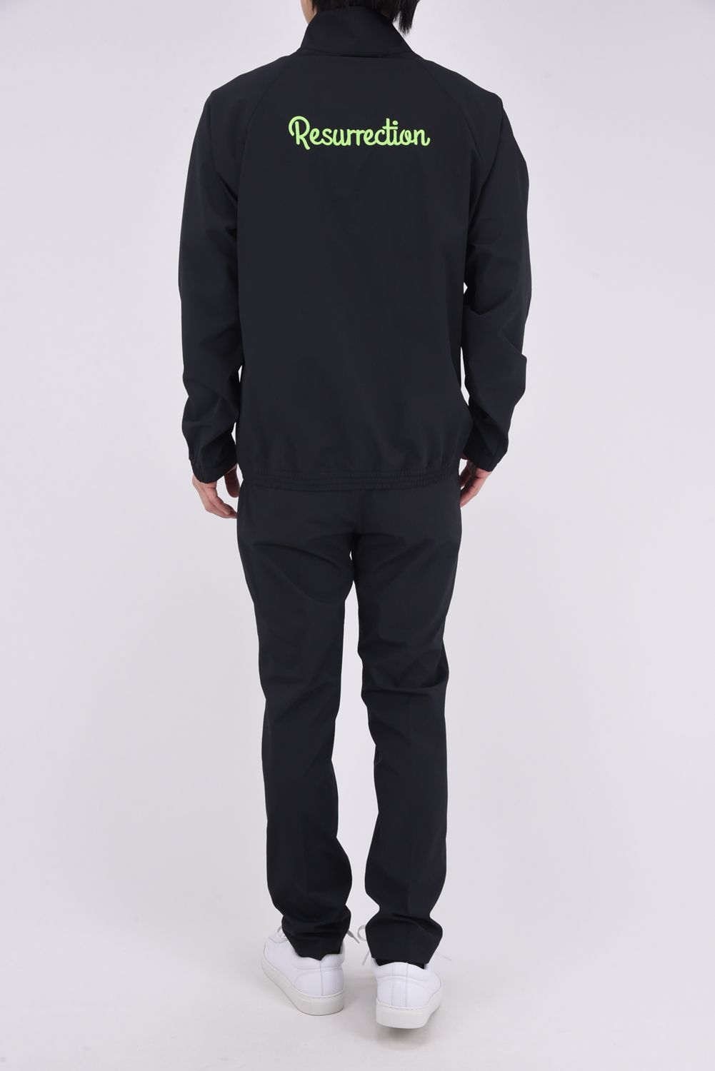 【26SS】 NEON LIGHT OUTERWEAR / ネオンシリーズ ブランドロゴ ジップアップ ライトアウター (ブラック)*