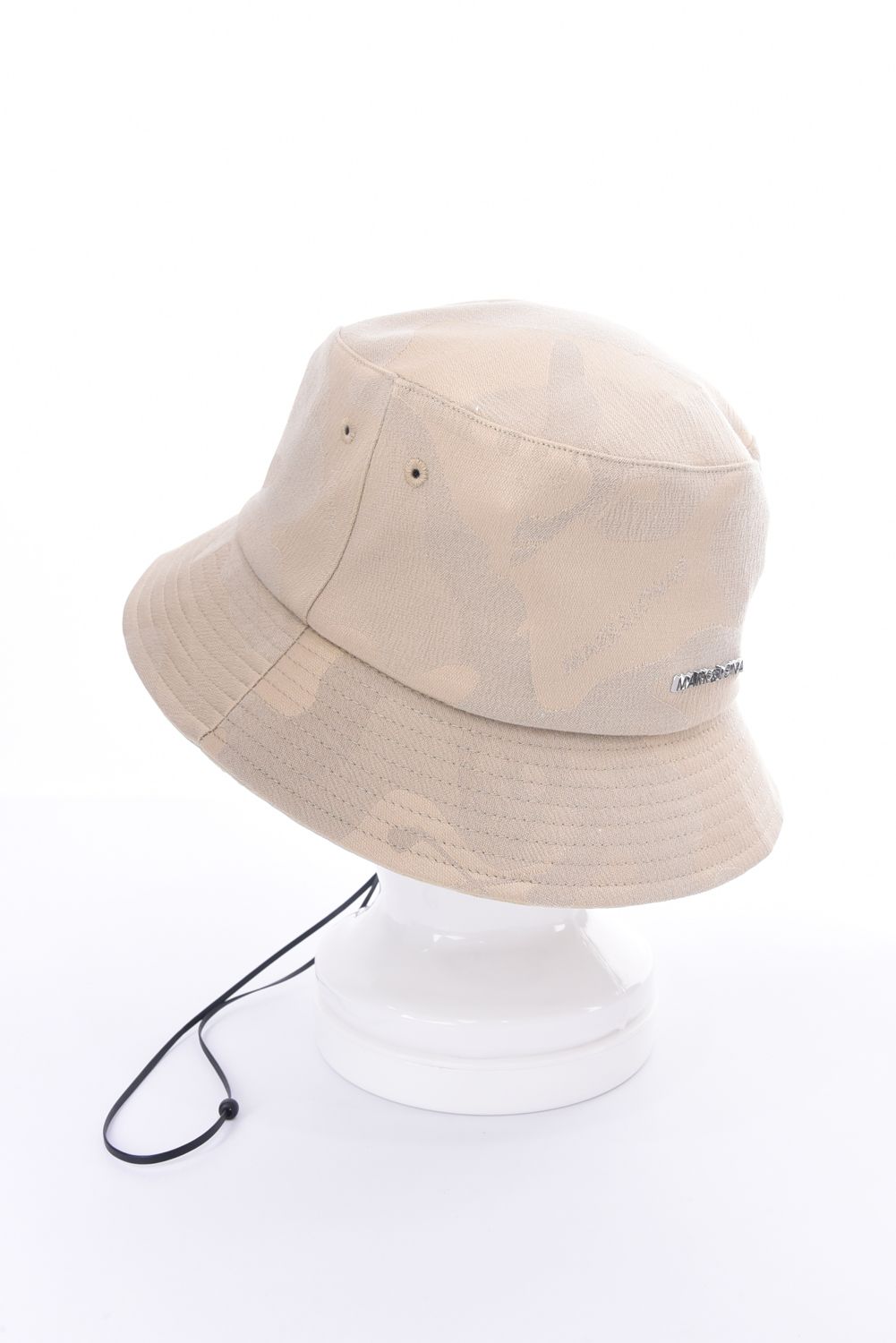 【26SS】 GAUGE CAMO BUCKET HAT / カモフラージュパターン メタルプレート バケットハット (ベージュ)