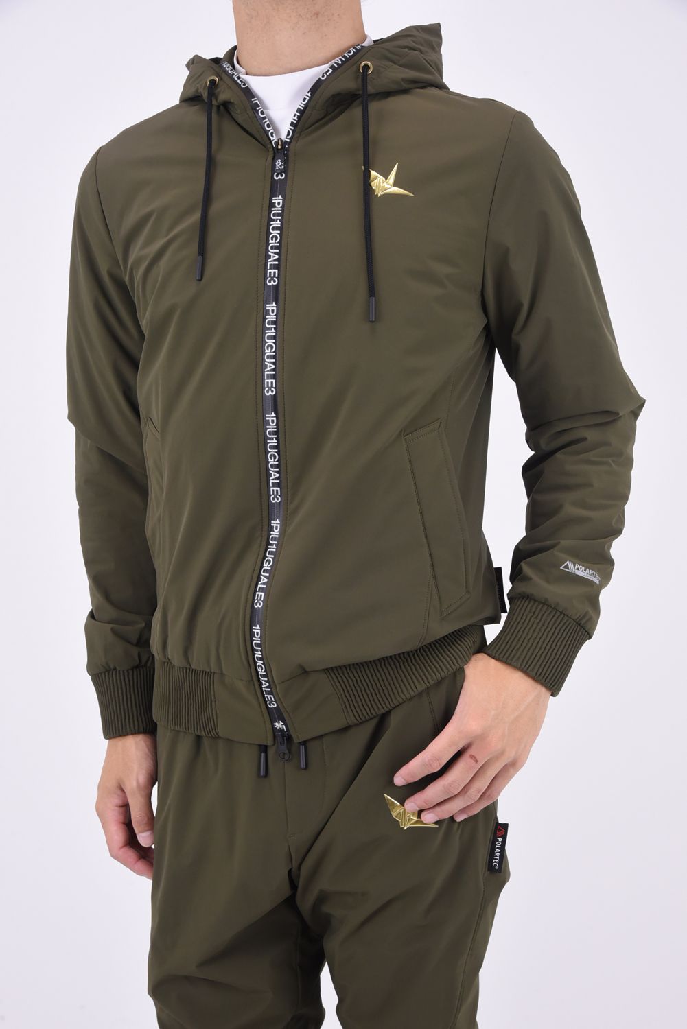 1PIU1UGUALE3 GOLF - ZIP SHAKA PARKA / バックロゴ ポーラテック ストレッチ フルジップパーカー (カーキ) |  GOSSIP GOLF