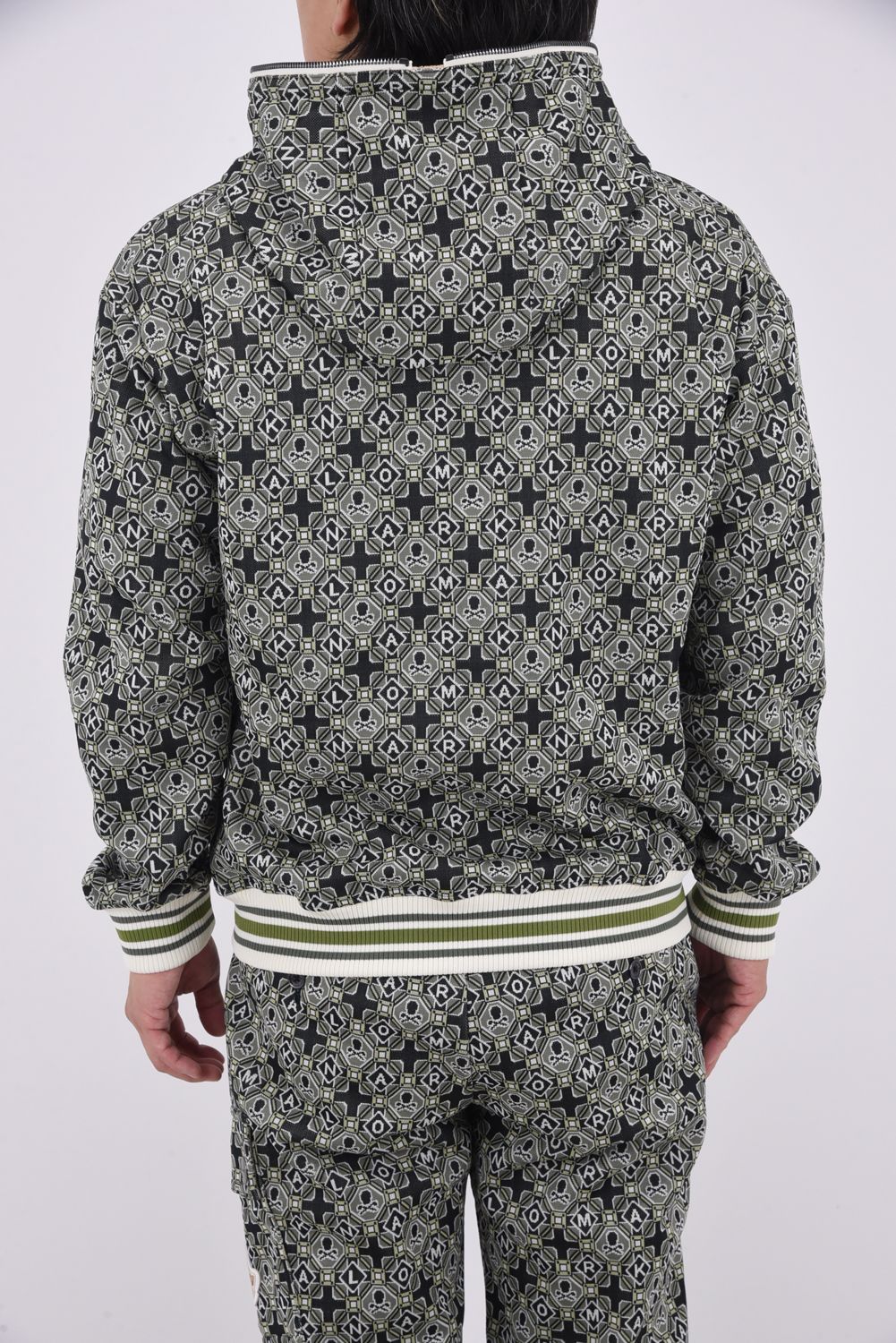 【2025AW 木村拓哉さん着用 VOL.7】 ROSETTE JACQUARD JERSEY HOODIE / ジオメトリックパターン 裏起毛 フーデッドジャケット (カーキ)