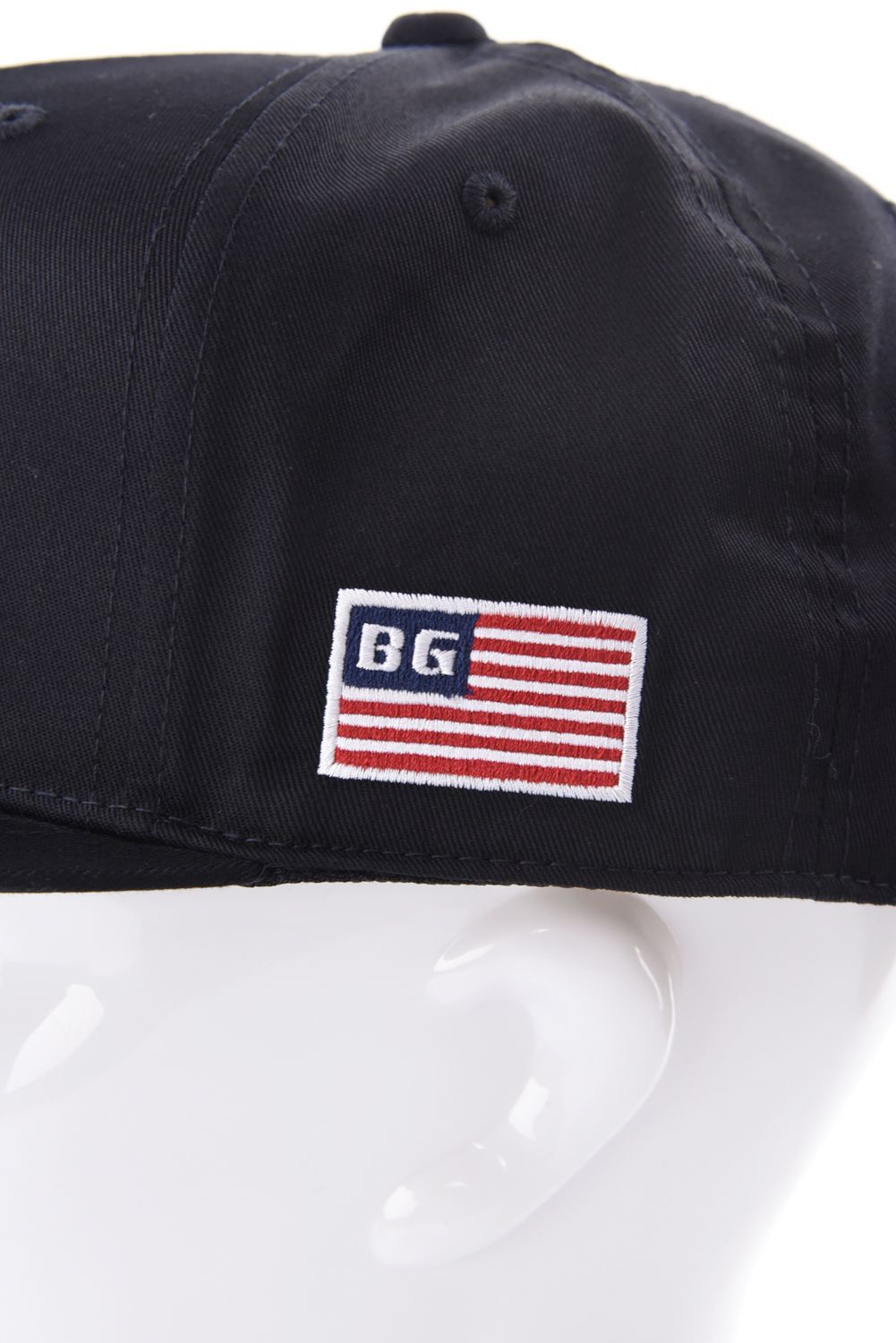 【26AW】 MEN’S BASIC FLAT VISOR CAP / ベーシック ブランドロゴ フラットキャップ (ブラック)