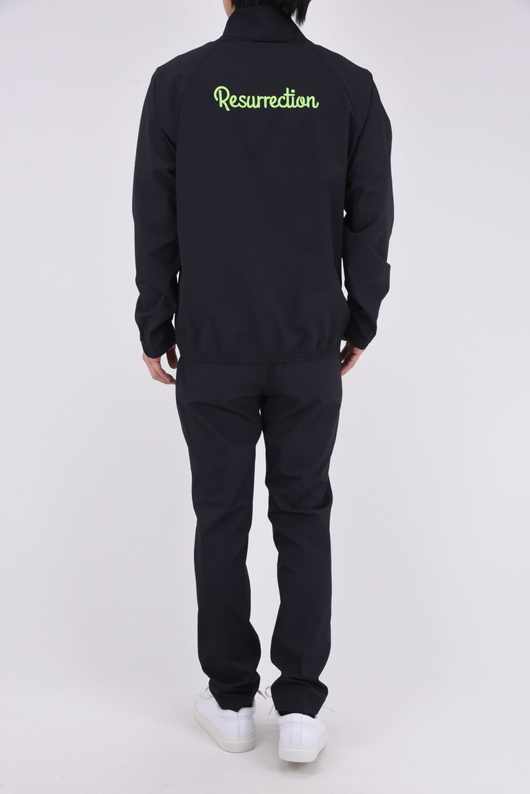 ※ブルゾンは別売りとなります。