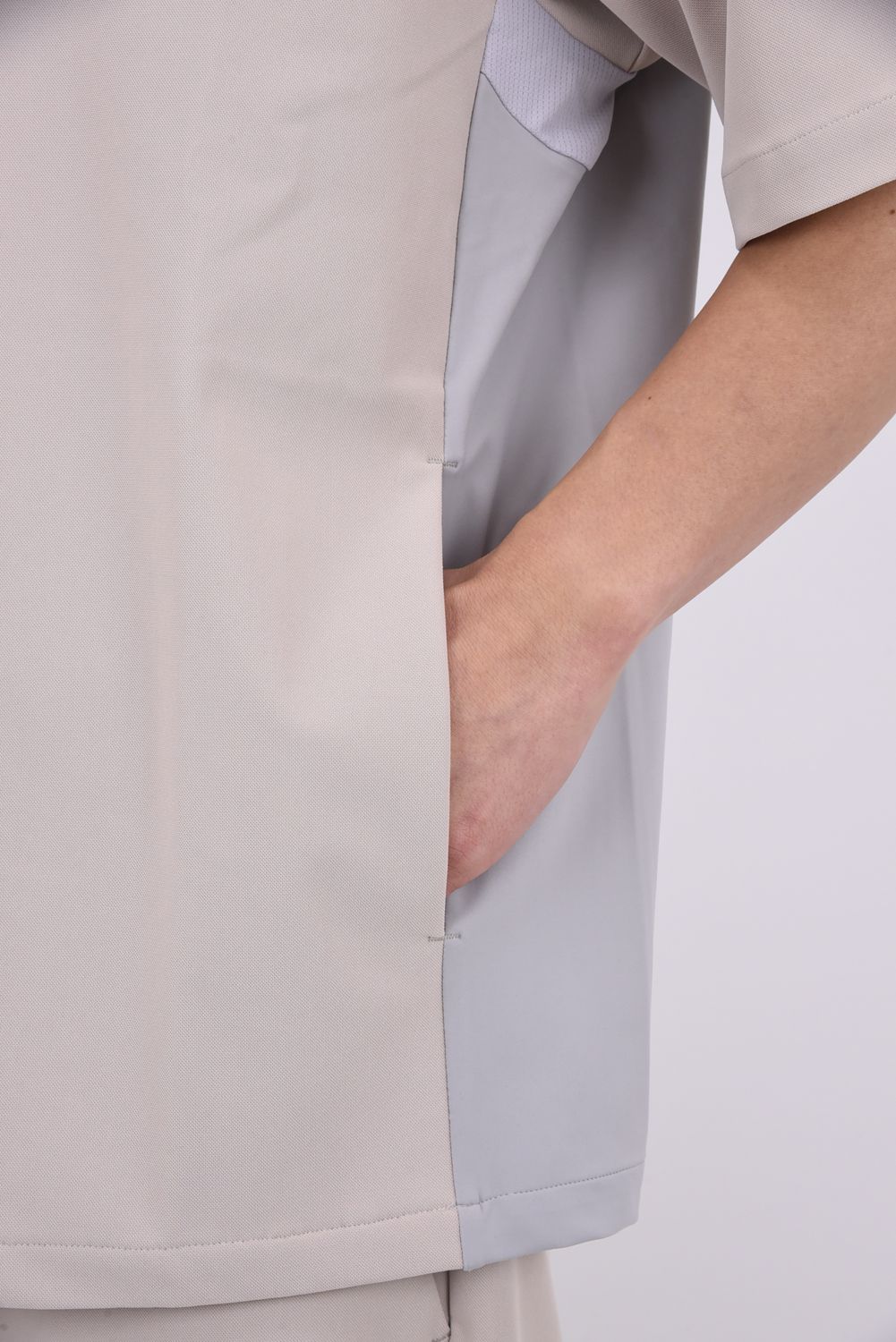 【26SS】 LUXURY SPORTY SHIRT / ドライタッチ サイドパネル スポーティシャツ (ライトベージュ)