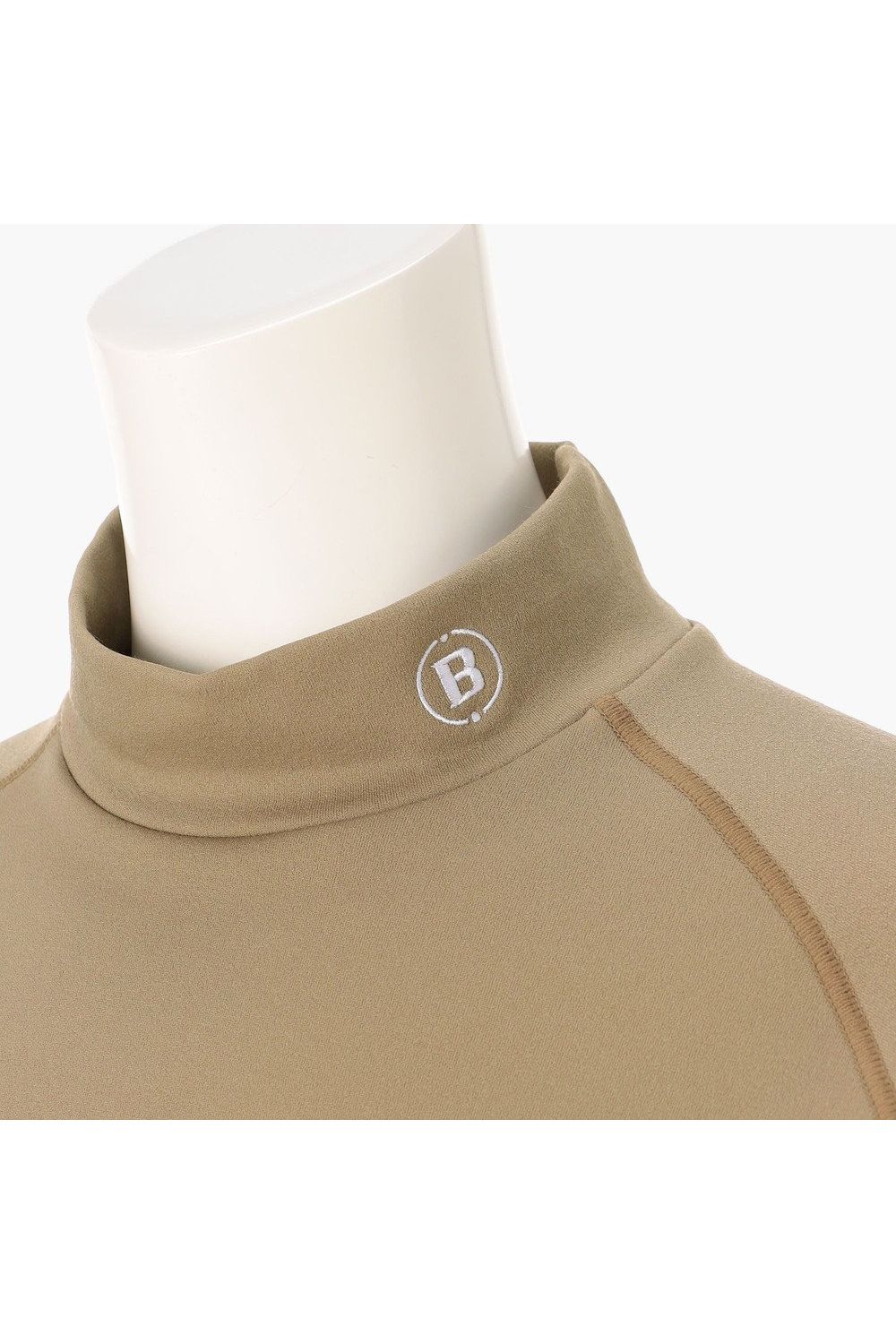 【26AW】【レディース】 WOMEN’S WARM LS HIGHNECK / 起毛素材 ブランドロゴ 長袖モックネックTシャツ (ベージュ)