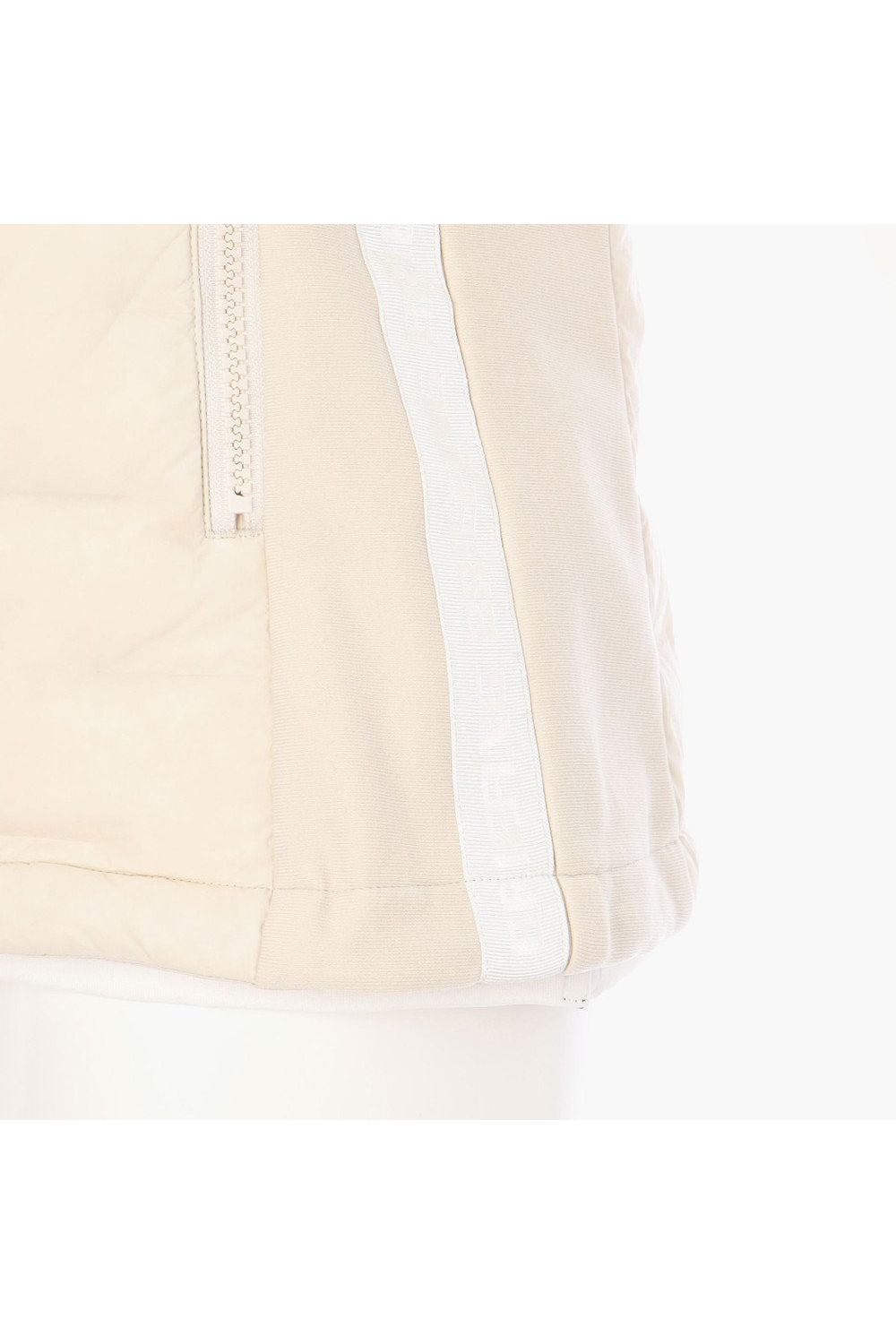 【25AW】【レディース】 WOMEN'S HYBRID DOWN VEST / ストレッチタフタ ダイヤモンドロゴ ハイブリッドダウンベスト (ベージュ)