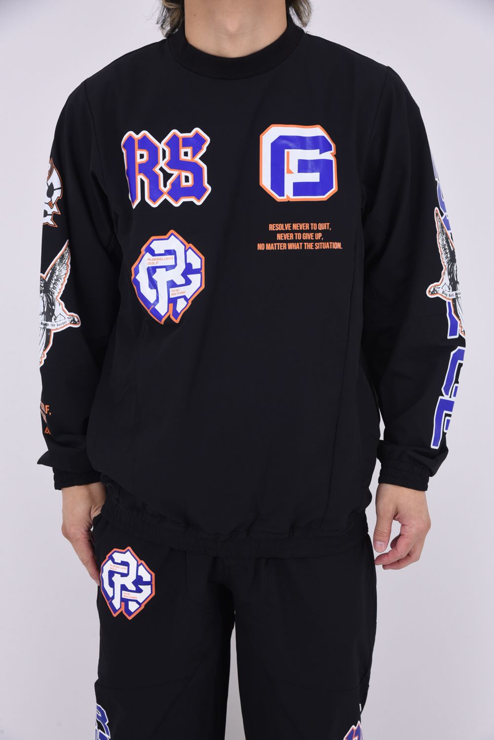 RUSSELUNO - CREW NECK P.O BLOUSON (MULTI LOGO) / マルチロゴポケット クルーネック ブルゾン  (ブラック) | GOSSIP GOLF