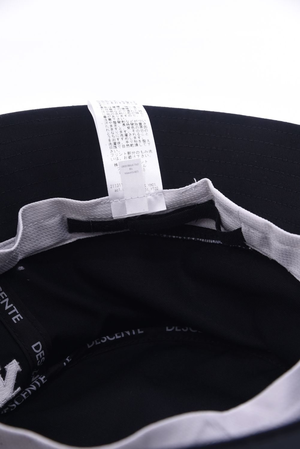 ⭐︎ 新品未使用 ⭐︎ DESCENTE ロゴリボンバケットハット DESCENTE GOLF - 【レディース】 ロゴリボンバケットハット