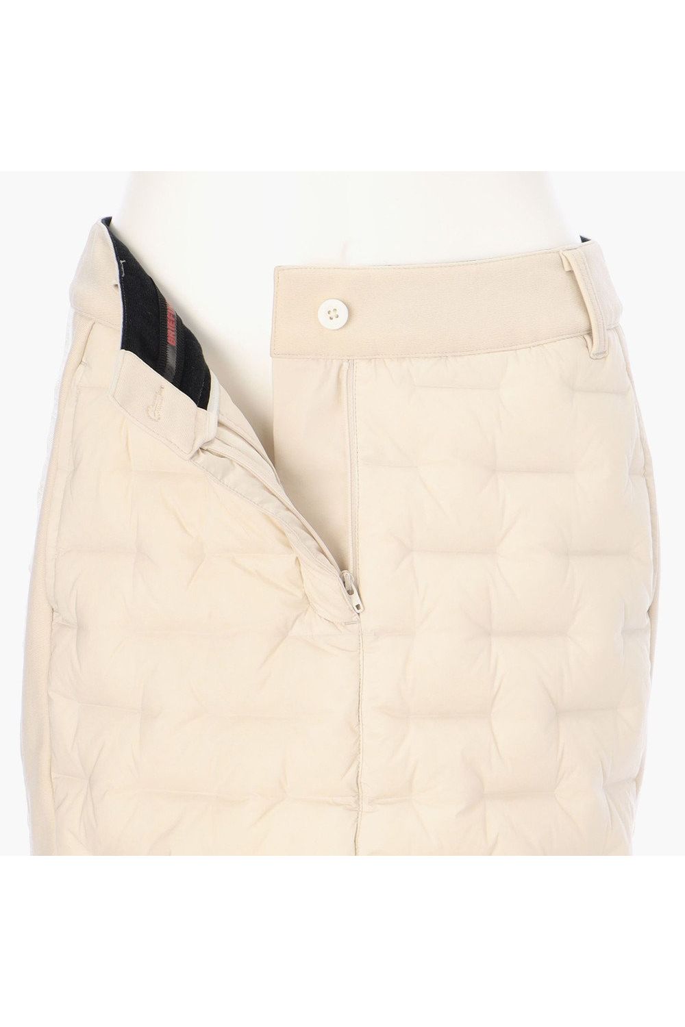 【25AW】【レディース】 WOMEN'S HYBRID DOWN SKIRT / ストレッチタフタ ダイヤモンドロゴ ハイブリッドダウンスカート (ベージュ)